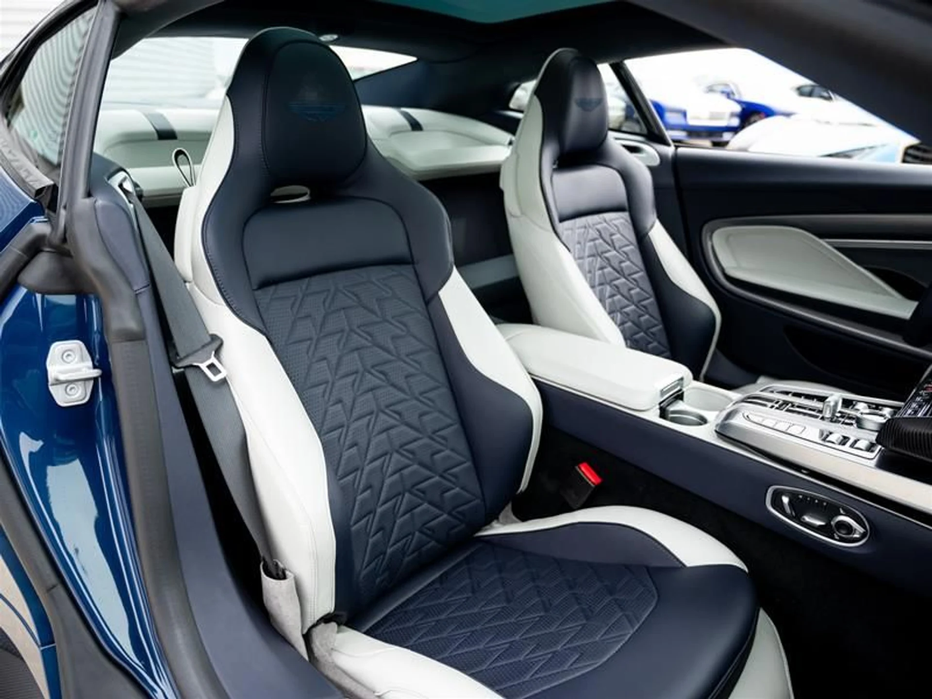 mph011_1533940167_ep2erq4j_284255817d