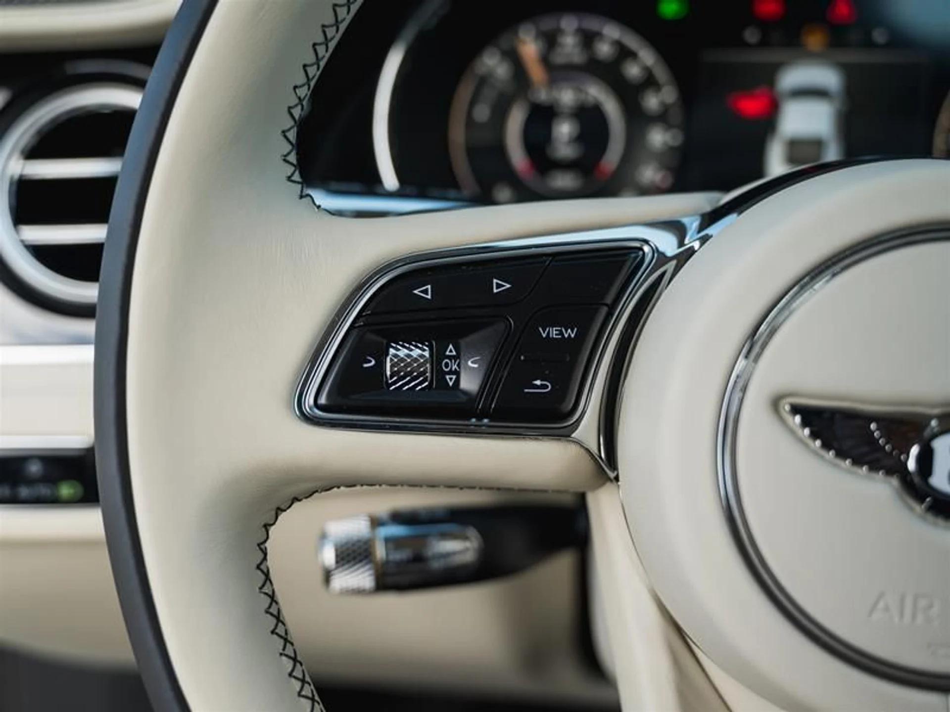 mph011_1539063464_sstmpbbo_d89db16dca