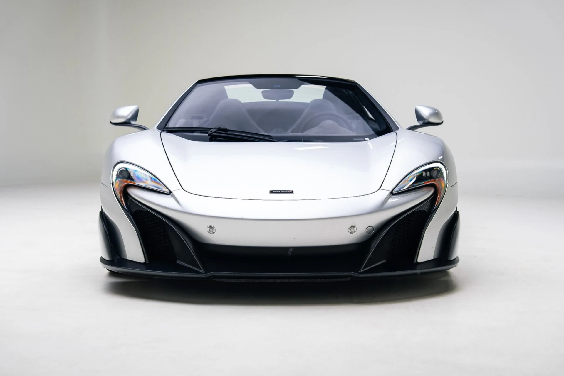 mph011_1541099069_Used_2016_Mc_Laren_675_LT_Spider_1767723884_8f626ae01a