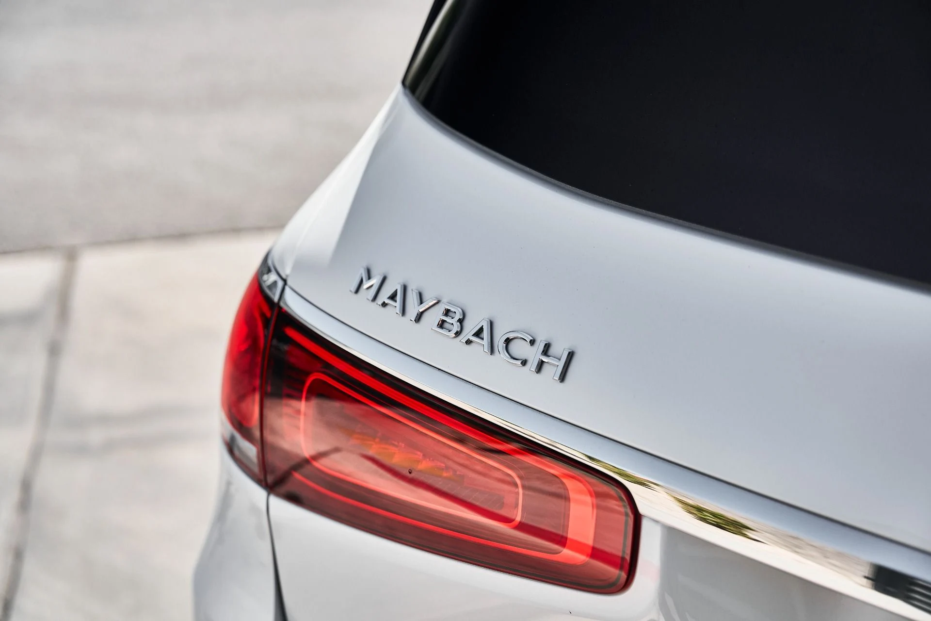 mph011_1541597216_Used_2023_Mercedes_Benz_GLS_Maybach_GLS_600_1789174477_7f8659d030