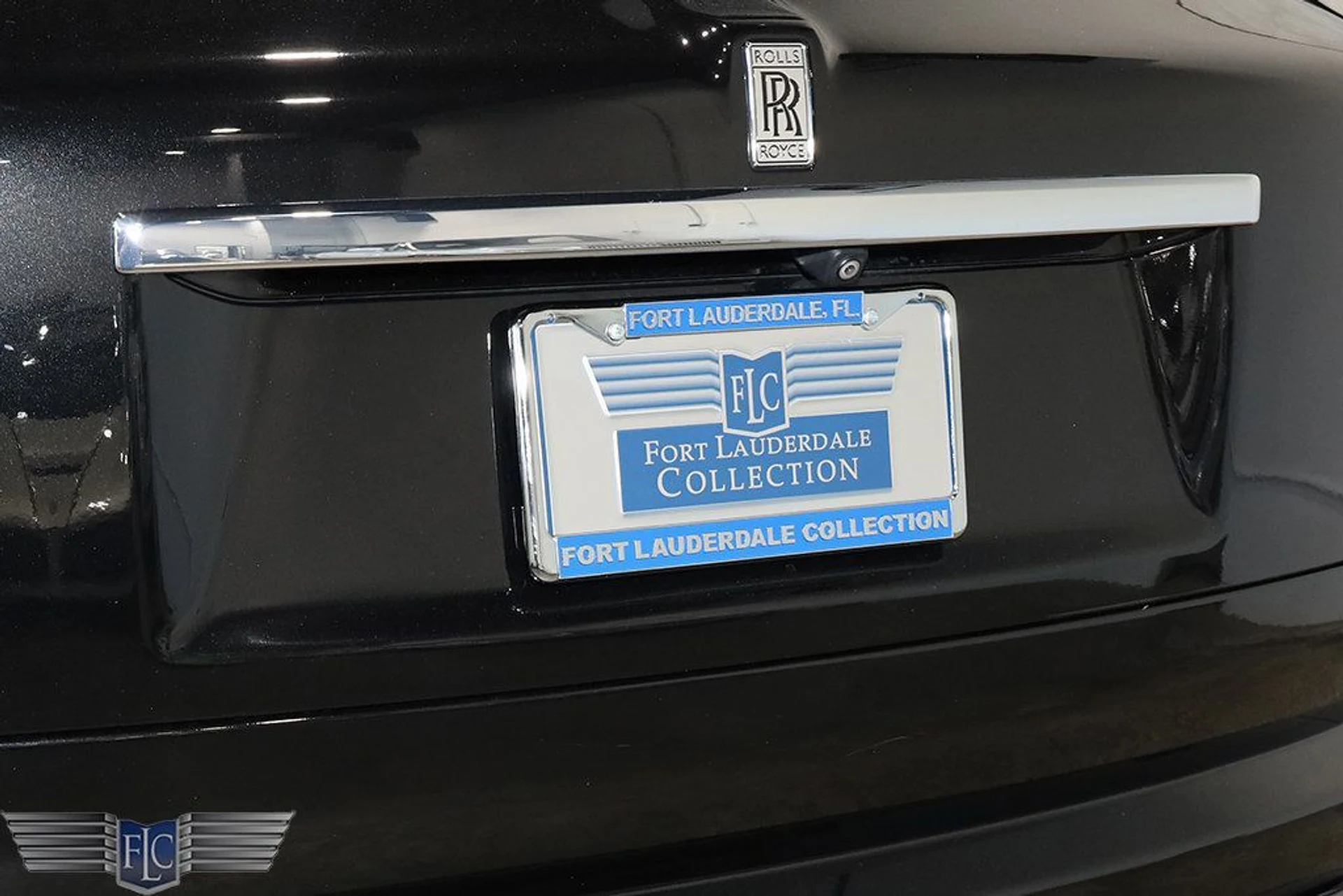 mph011_1548884138_used_2019_rolls_royce_cullinan_sportutility_9689_22937203_12_1024_bf86cb2231