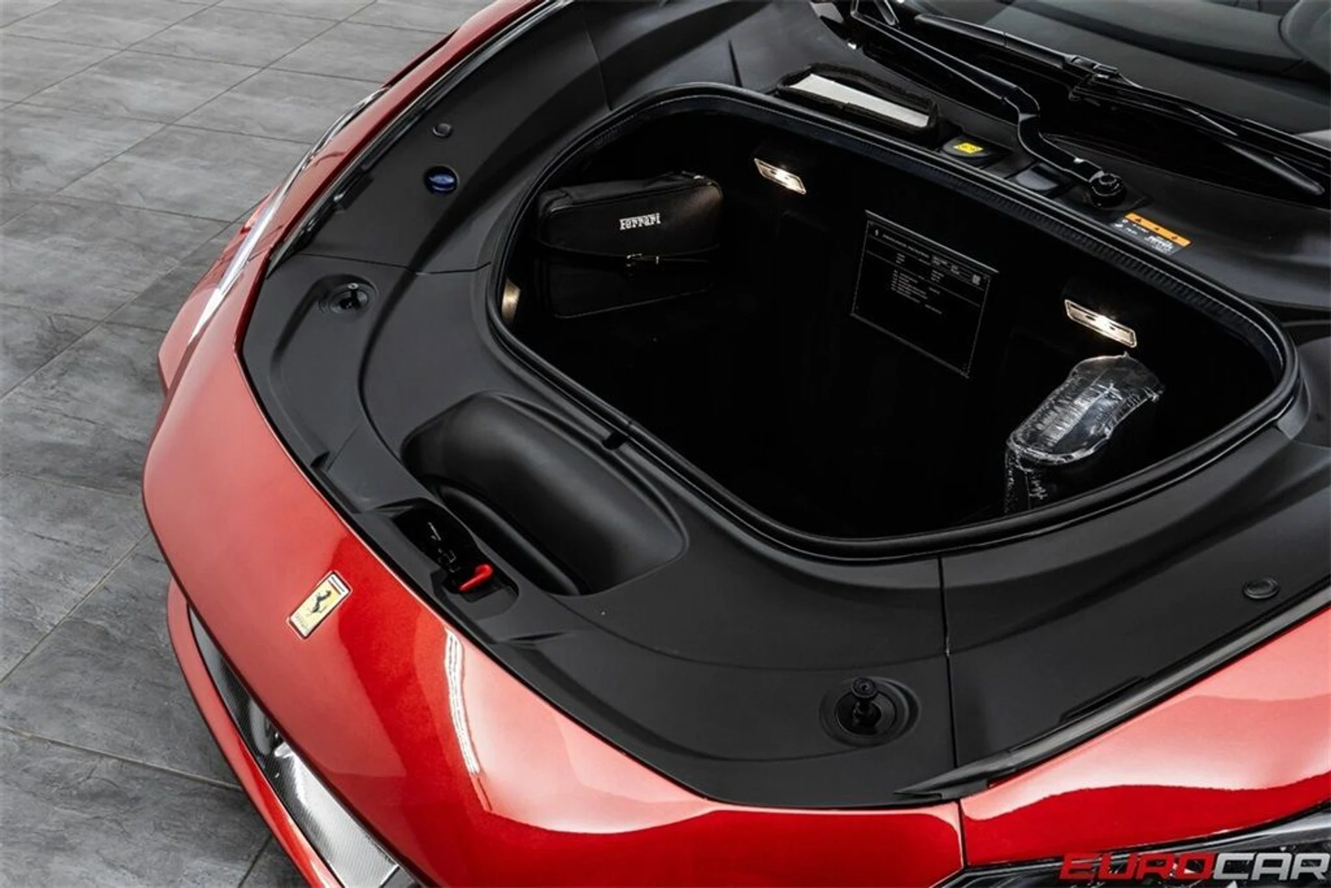 mph011_1552786764_image_12_52e56b0216