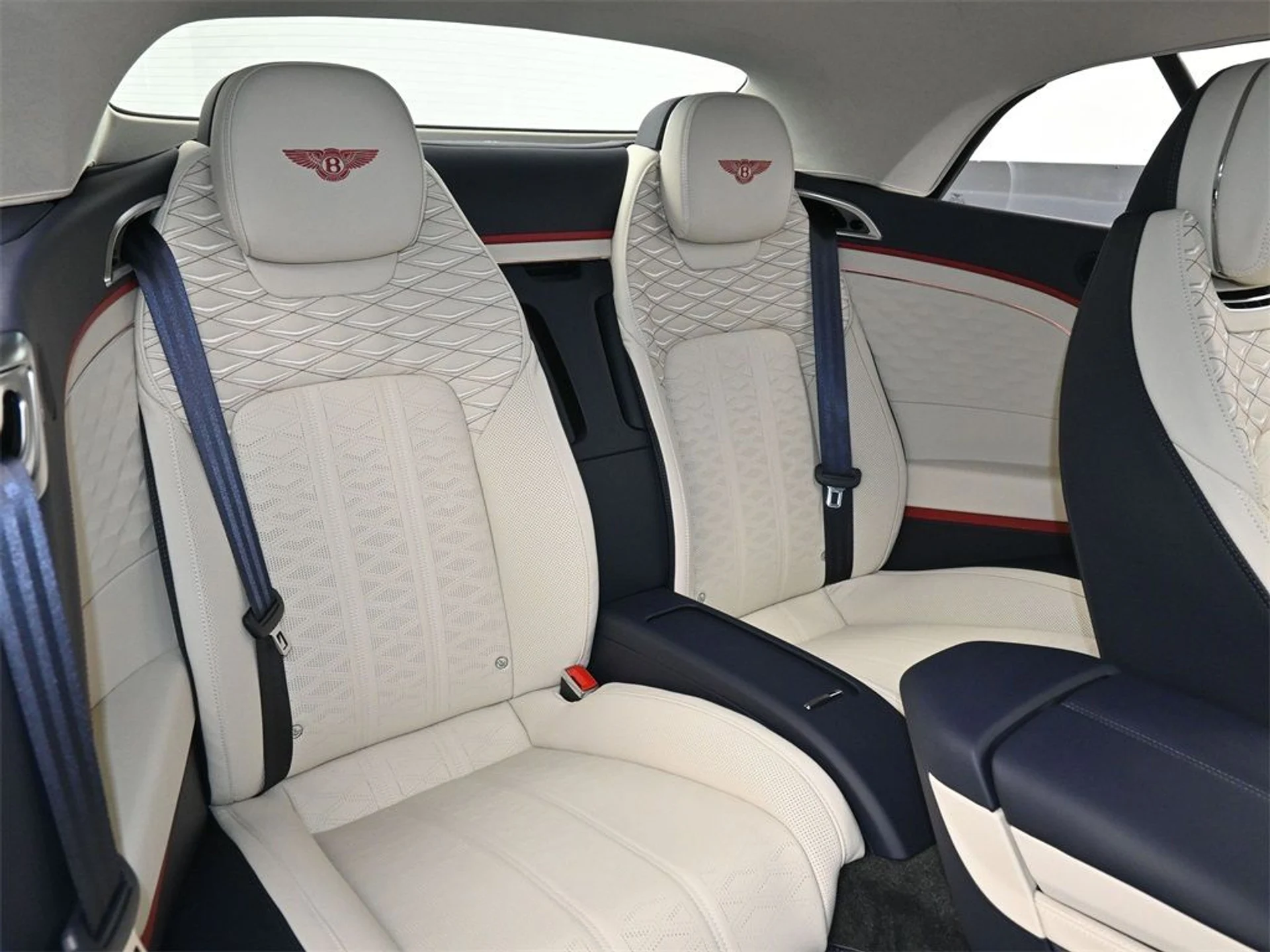 mph011_1562811047_aed06f88a04fa6b657eee768b6a6b654x_fa997147db