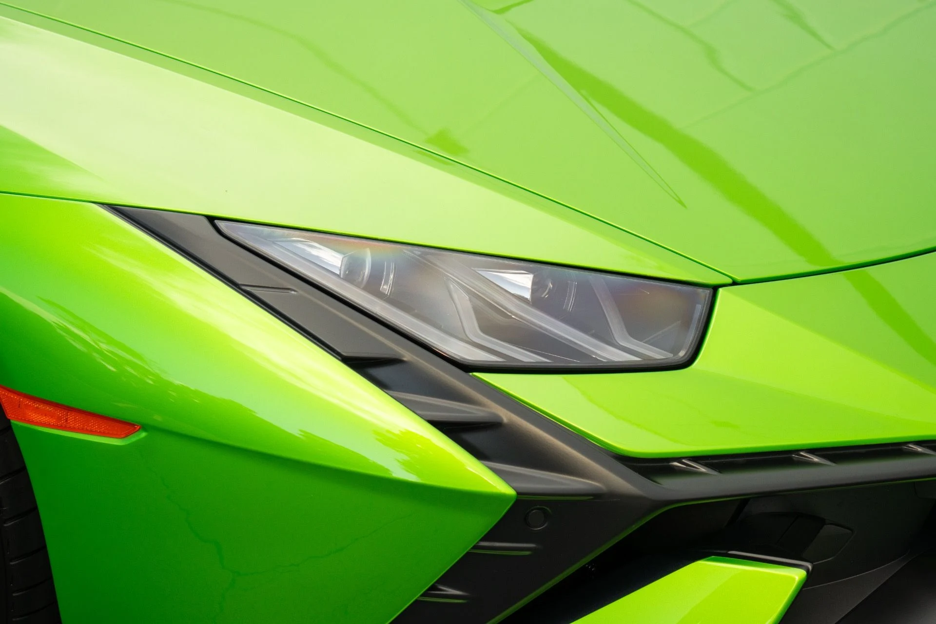 mph011_1569250788_Used_2023_Lamborghini_Huracan_Tecnica_1761058582_cc3993433b