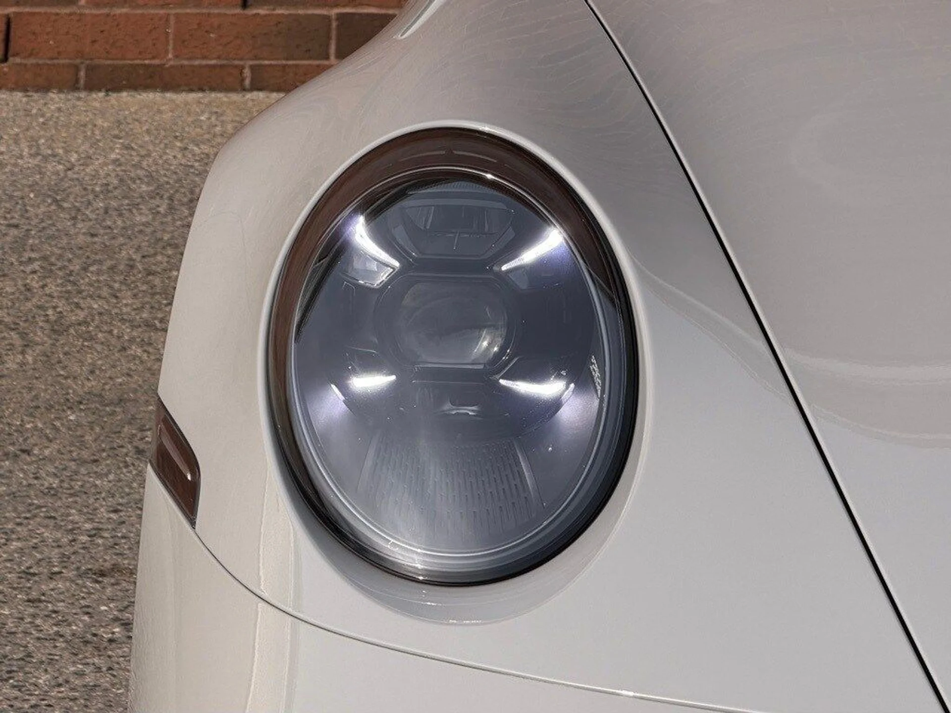 mph011_1569295288_498d4ce5c9f67088a0426d24cb85e204x_78cf2c5ca1