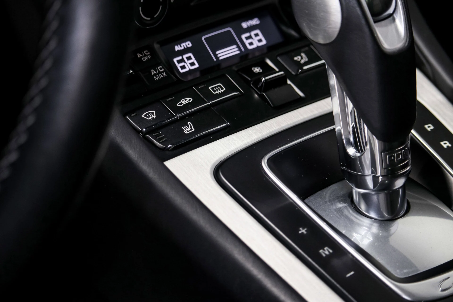 mph011_157113031_f4b8b21852a07af60ec404d90eca9e27x_4054d2e198