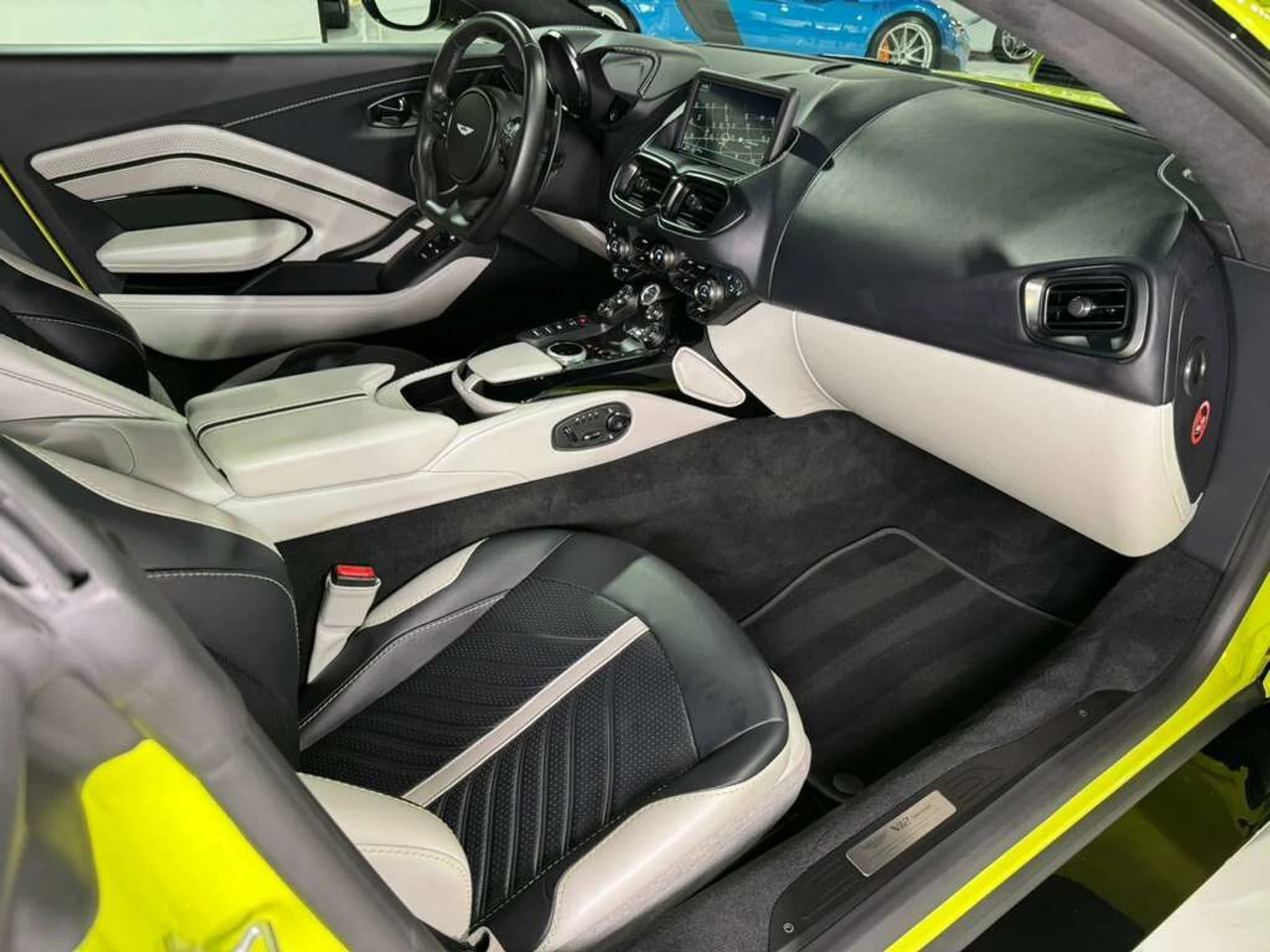 mph011_1571427166_2524b6cac07e995c36b8d6d5ce01c154_69604e0821