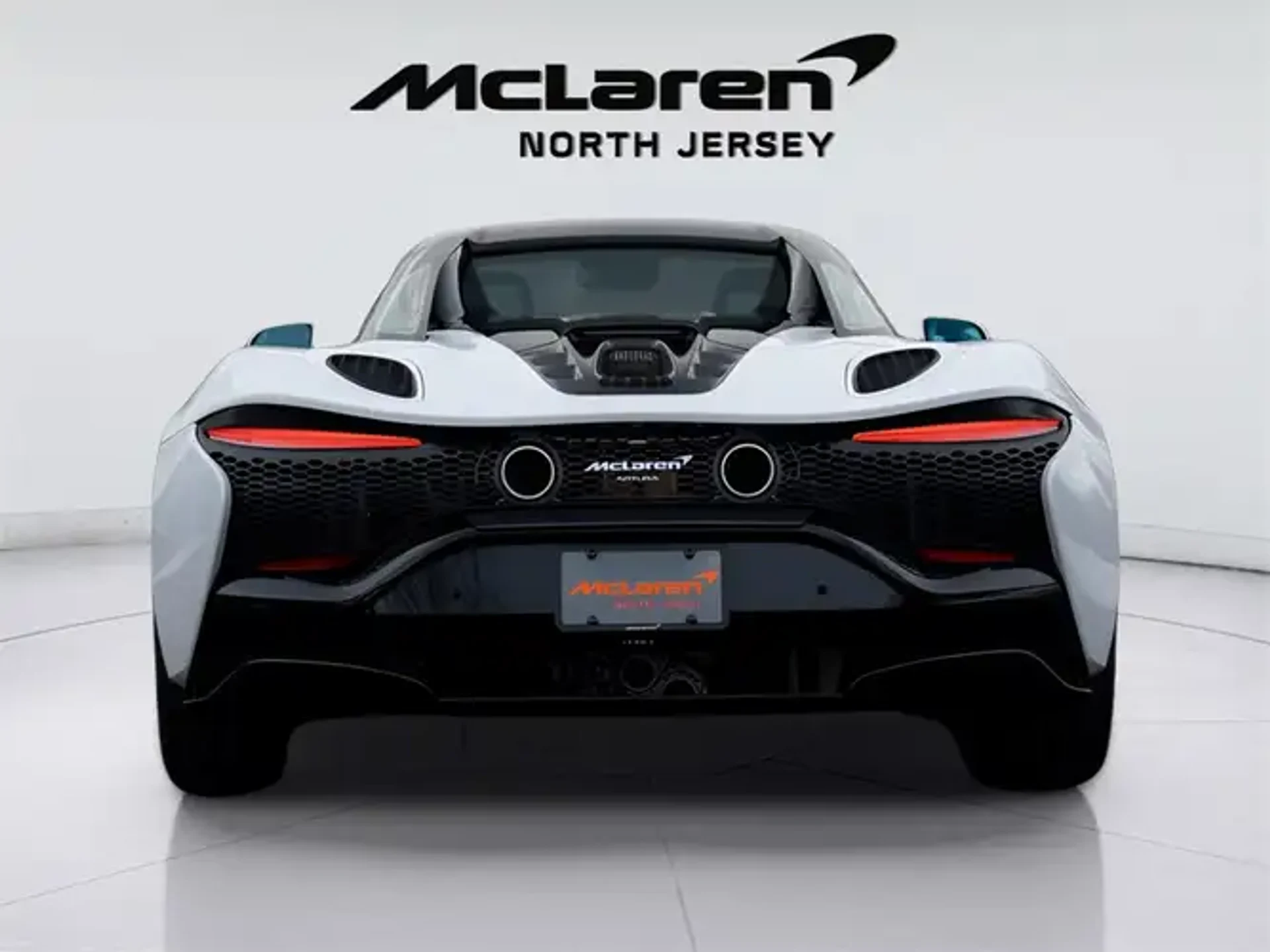 mph011_157224825_0_OC_Cc_Nv_JPL_Ndlz_H3_med_350709e4f1