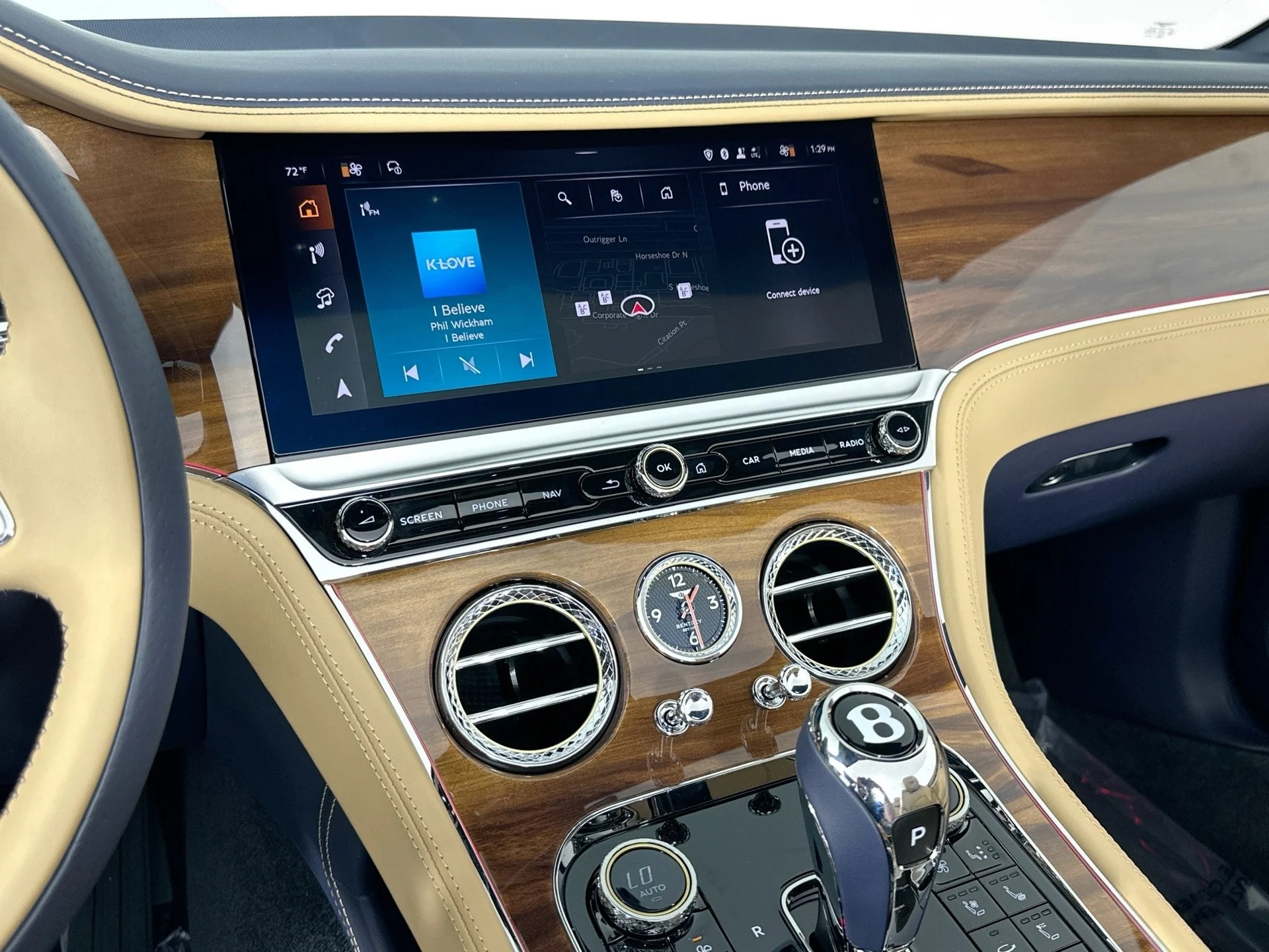 mph011_157227417_12_85d32f1ff4