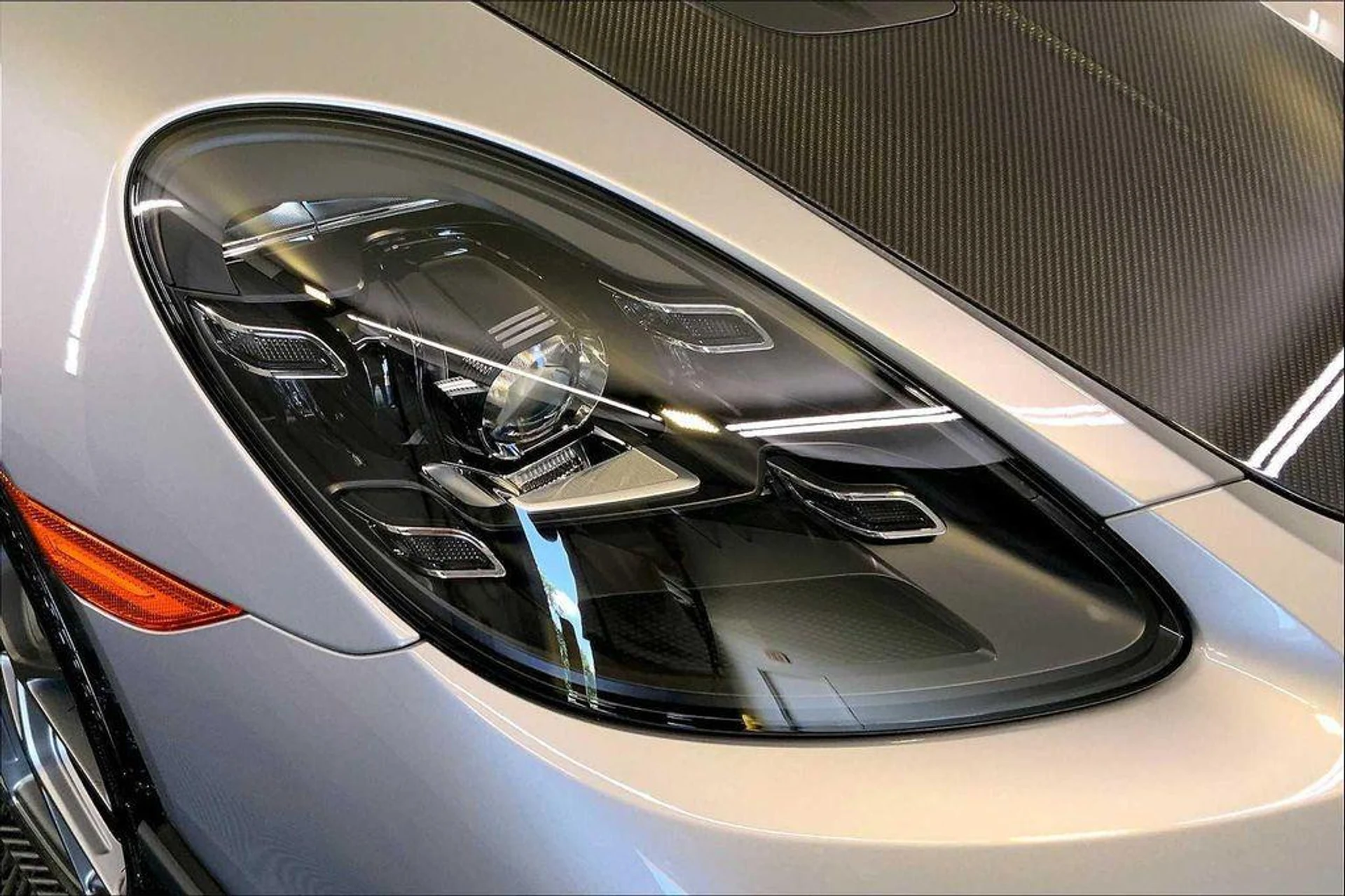 mph011_1579571193_KJN_Po_PWB_8vb_Dh_OYQ_92j8v4_Arr_XU_c1c070c5bb