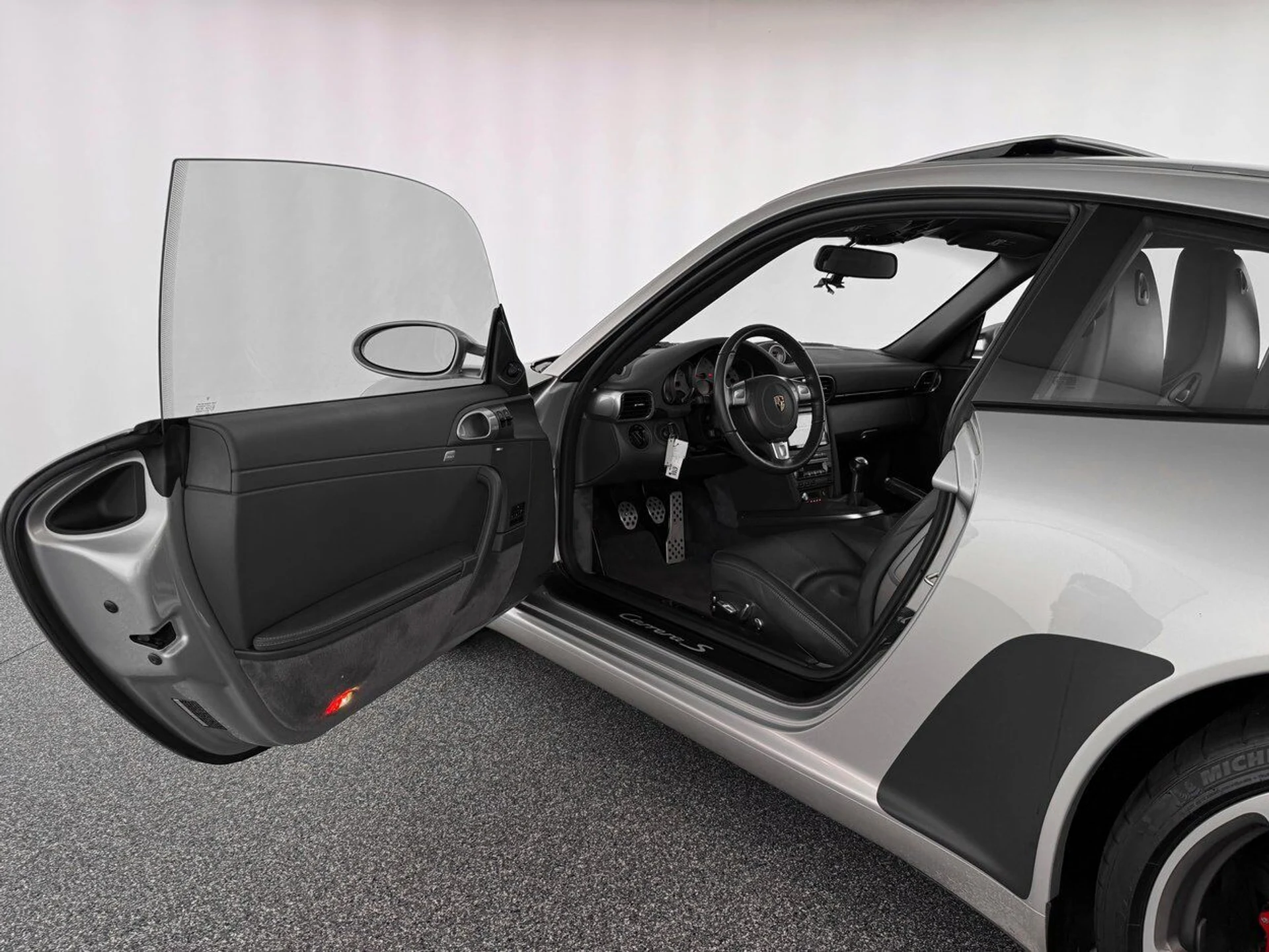 mph011_15806933_e31943c60a124a97fcec8249d3b2af01_70d56de171