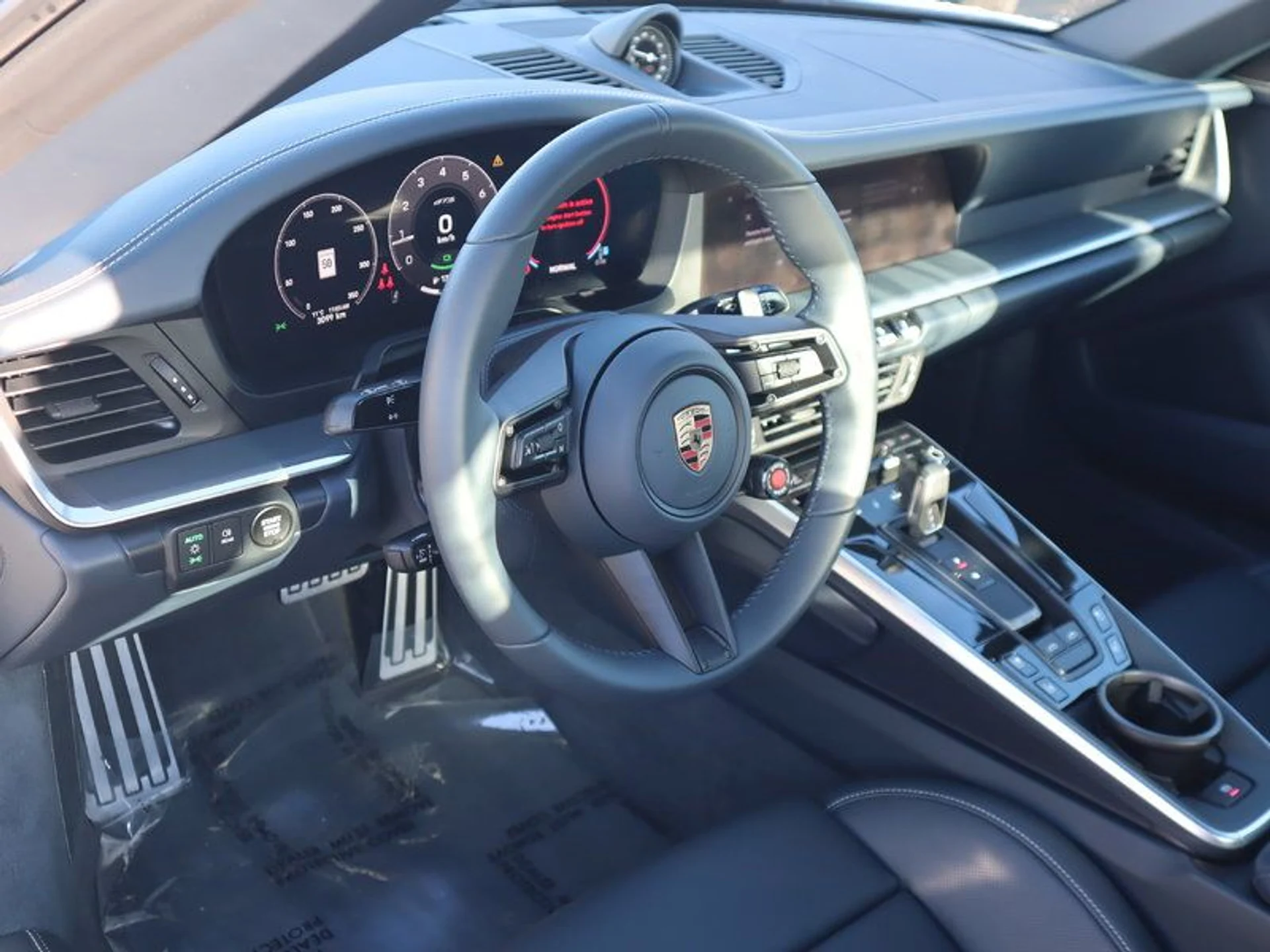 mph011_158216644_37512047_03714_77a14b6c2e4e663bf28610e219347a3d_0823d4d250