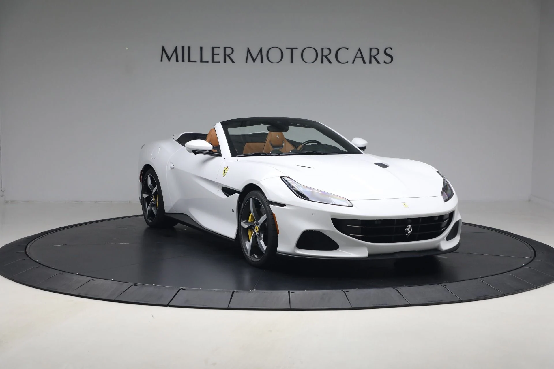 mph011_1585208794_Used_2023_Ferrari_Portofino_M_1778360641_a7b3657f86