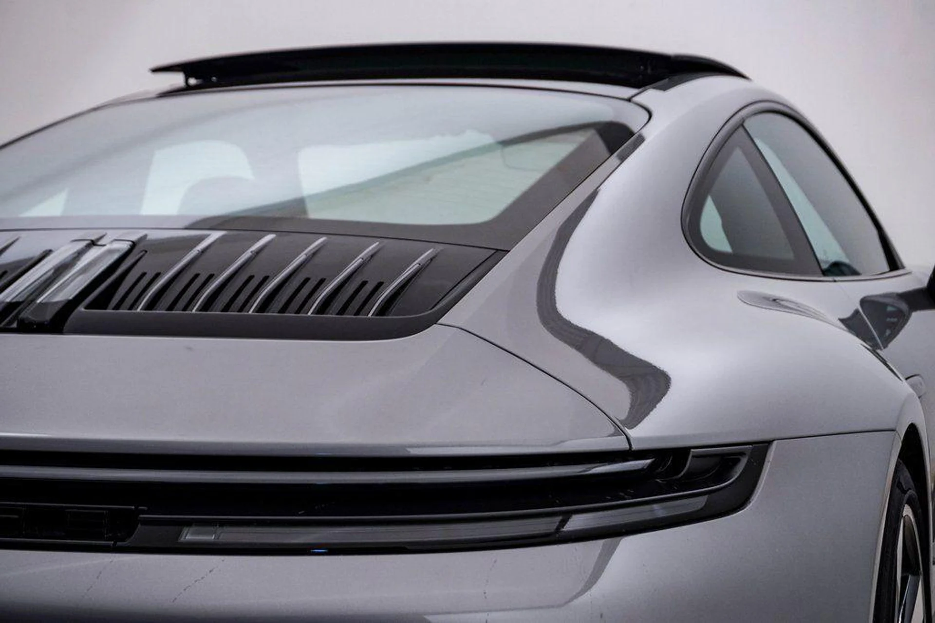 mph011_1587464099_Ay_ON_5f_Shu_g_M3lbn73y_W_Vgn_Lf_A_086e5ebdd1