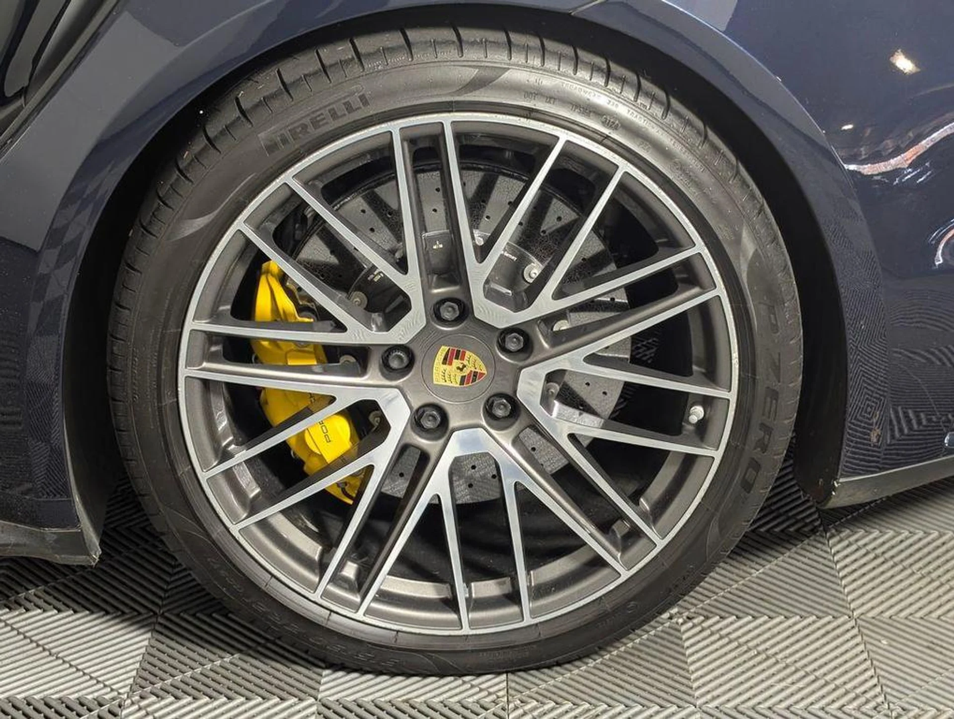 mph011_1600747621_HFW_6_Jaai_Nl_SKRL_82_A3_Nlr_TR_1z_U_0387d4af2a