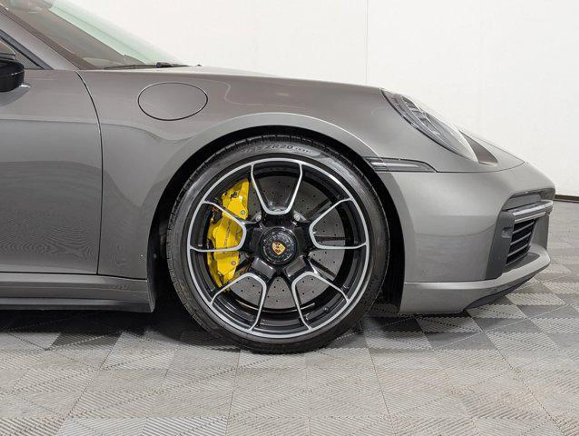 mph011_1602402079_0j_GDS_Ys_Aib_Mw_Kcdr_m_O_Sua_Z5g_Q0_1821c931e4