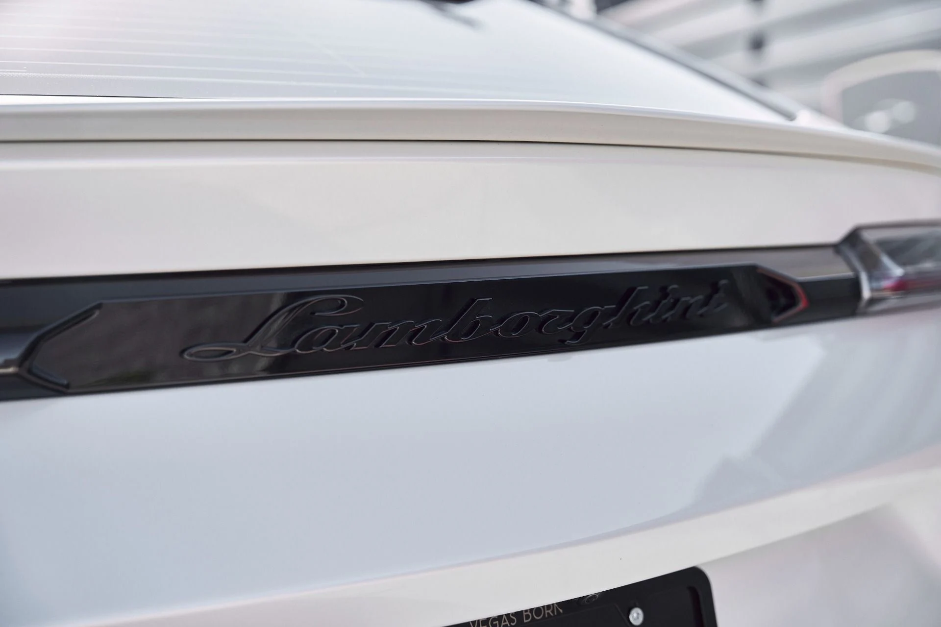 mph011_1603869875_Used_2024_Lamborghini_Urus_S_1769733212_799c7a5e54