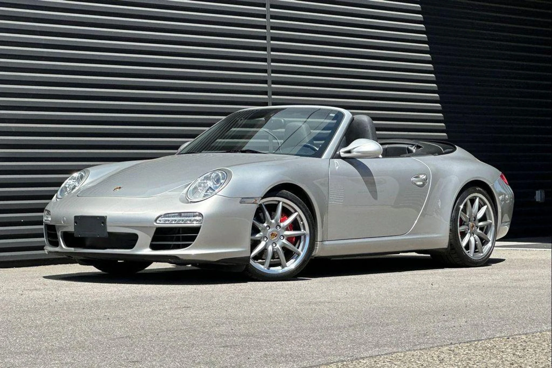 mph011_1609698098_Sd_D_sz_P_Hll4m_FR_4_BI_Ucggj0_I50s_37f1731e92