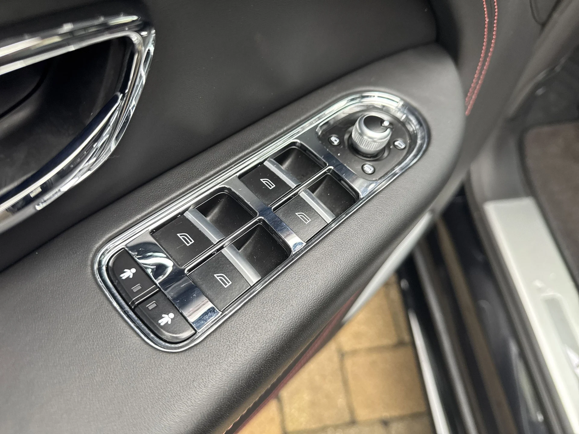 mph011_1613446674_5a956544a2ccc33740b70a3a0dbe1807x_7711a41693