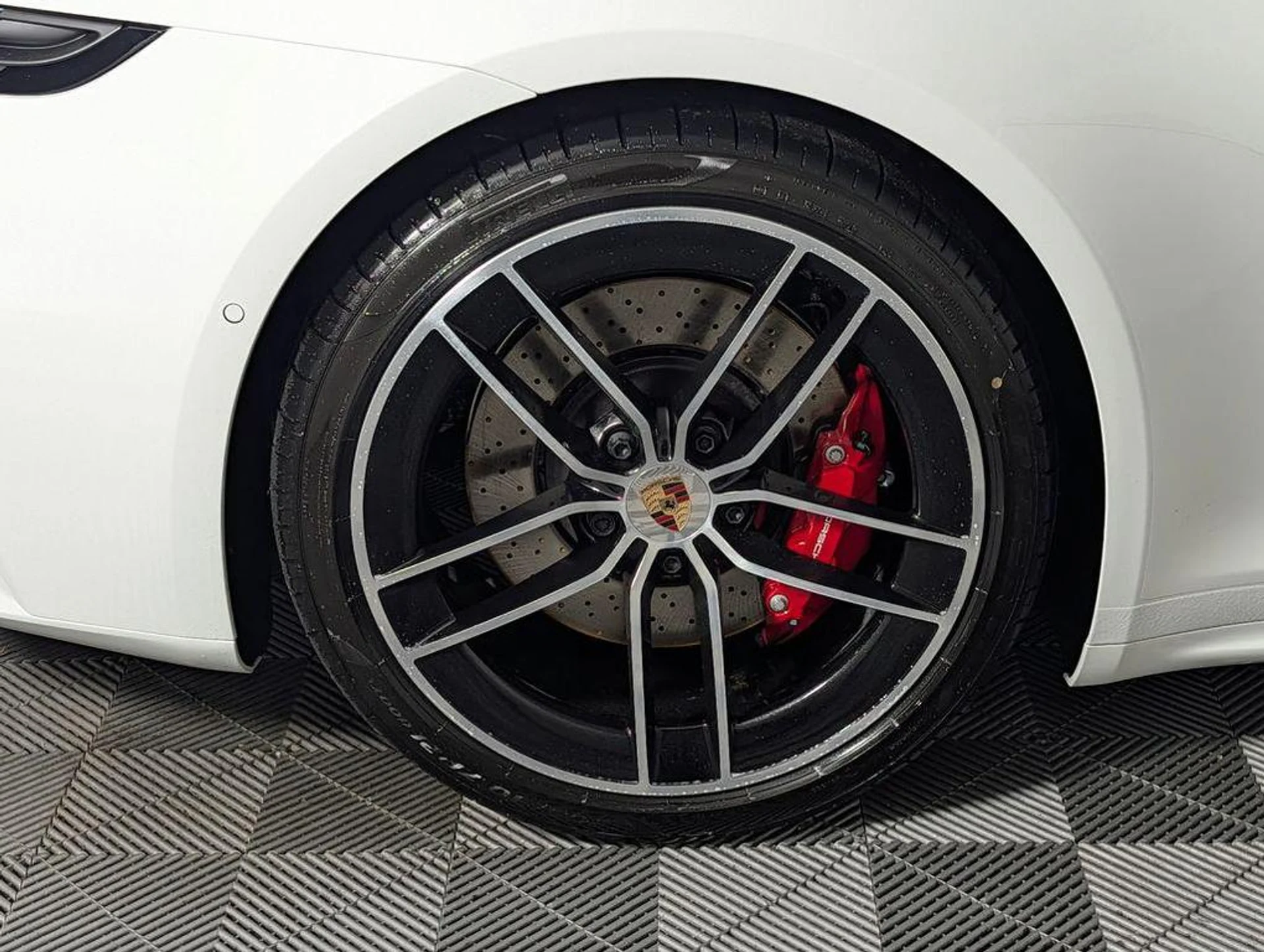 mph011_1629991351_ism_HS_Hisy_OD_9k_G8_S4d_Pe9f_Su_Mvc_4f3a5f4e42