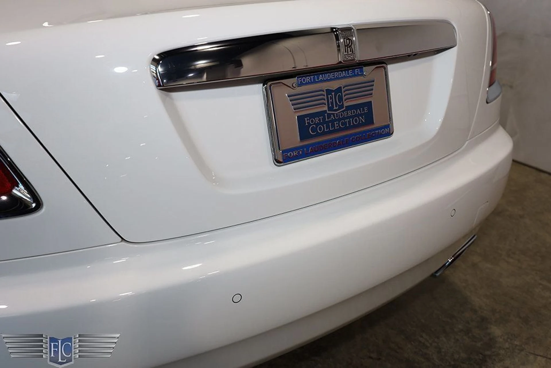 mph011_1644780768_used_2017_rolls_royce_dawn_convertible_9689_23041760_12_1024_d9a5d8414c