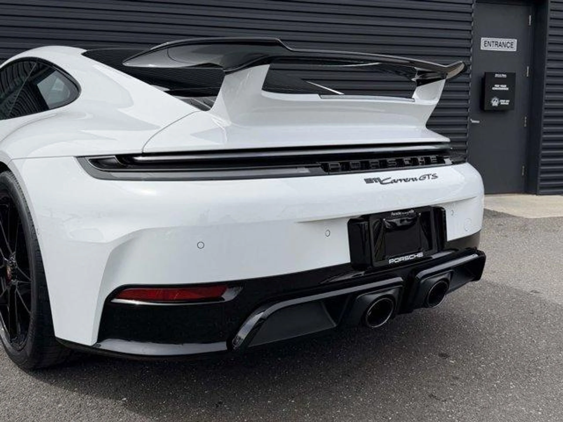 mph011_1647369612_B5q_JTI_Wv64_Uqczd_C_Ru_z_QI_6j_GEU_ca4546297d