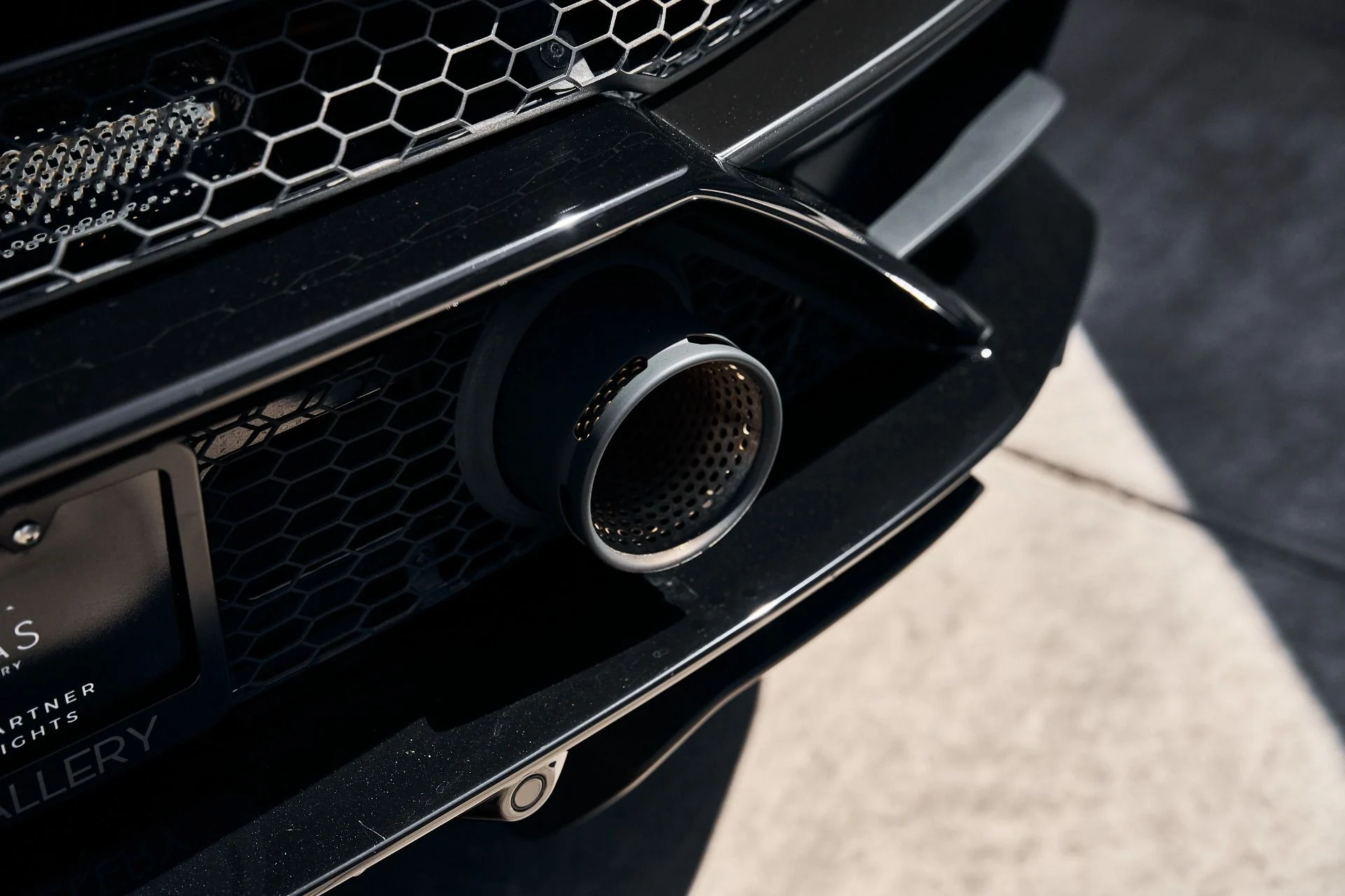 mph011_1647779479_Used_2022_Lamborghini_Huracan_EVO_Base_1779498729_37c6fc40d1