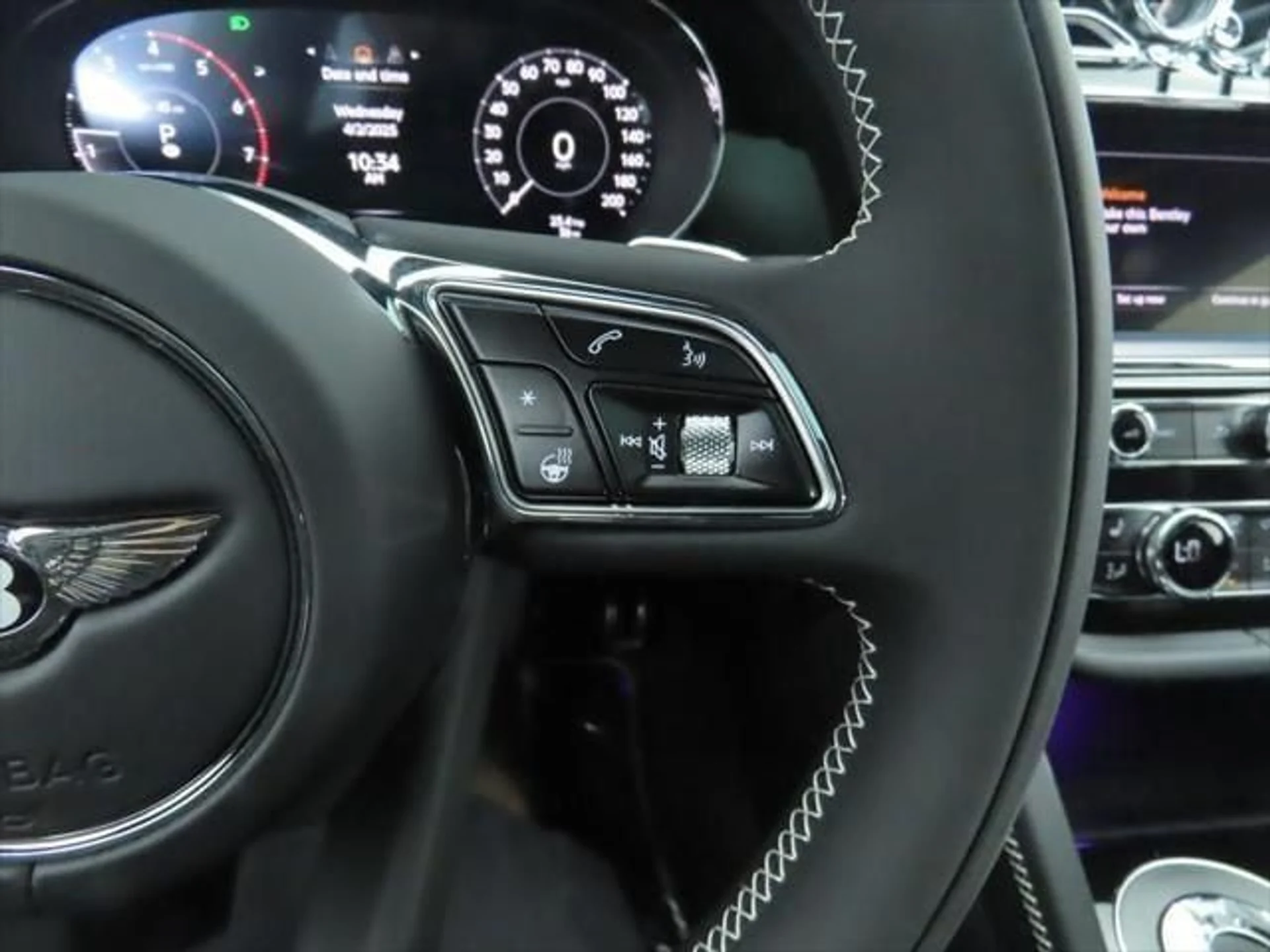 mph011_1662105601_new_2025_bentley_bentayga_8119_22803697_12_640_d243b3675e