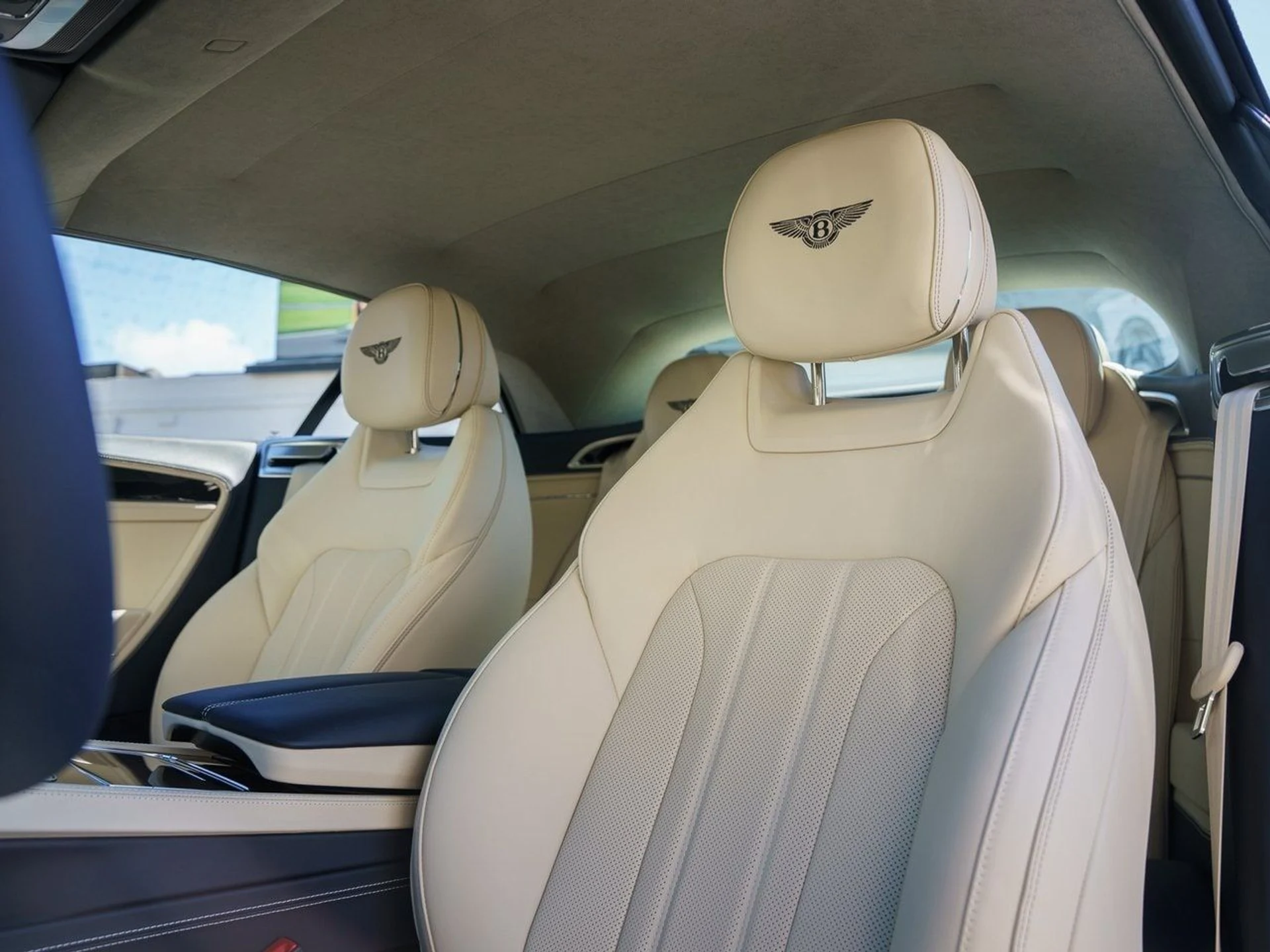 mph011_1685342313_7b0ee8d295ba00231cf2315ddbb6e93ex_4b639eff20