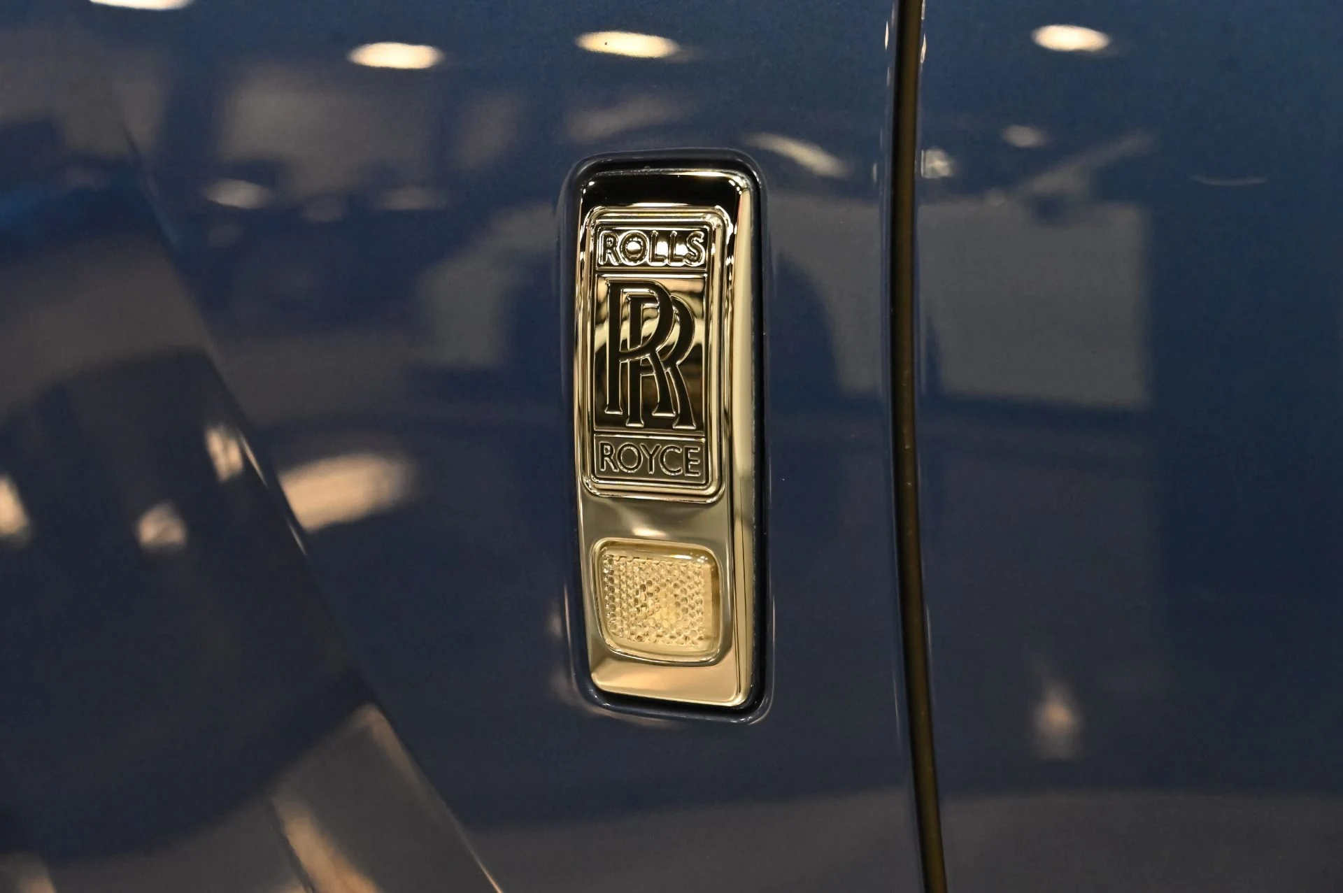 mph011_1686545891_Used_2012_Rolls_Royce_Ghost_Base_1791906503_9b33d6eb00