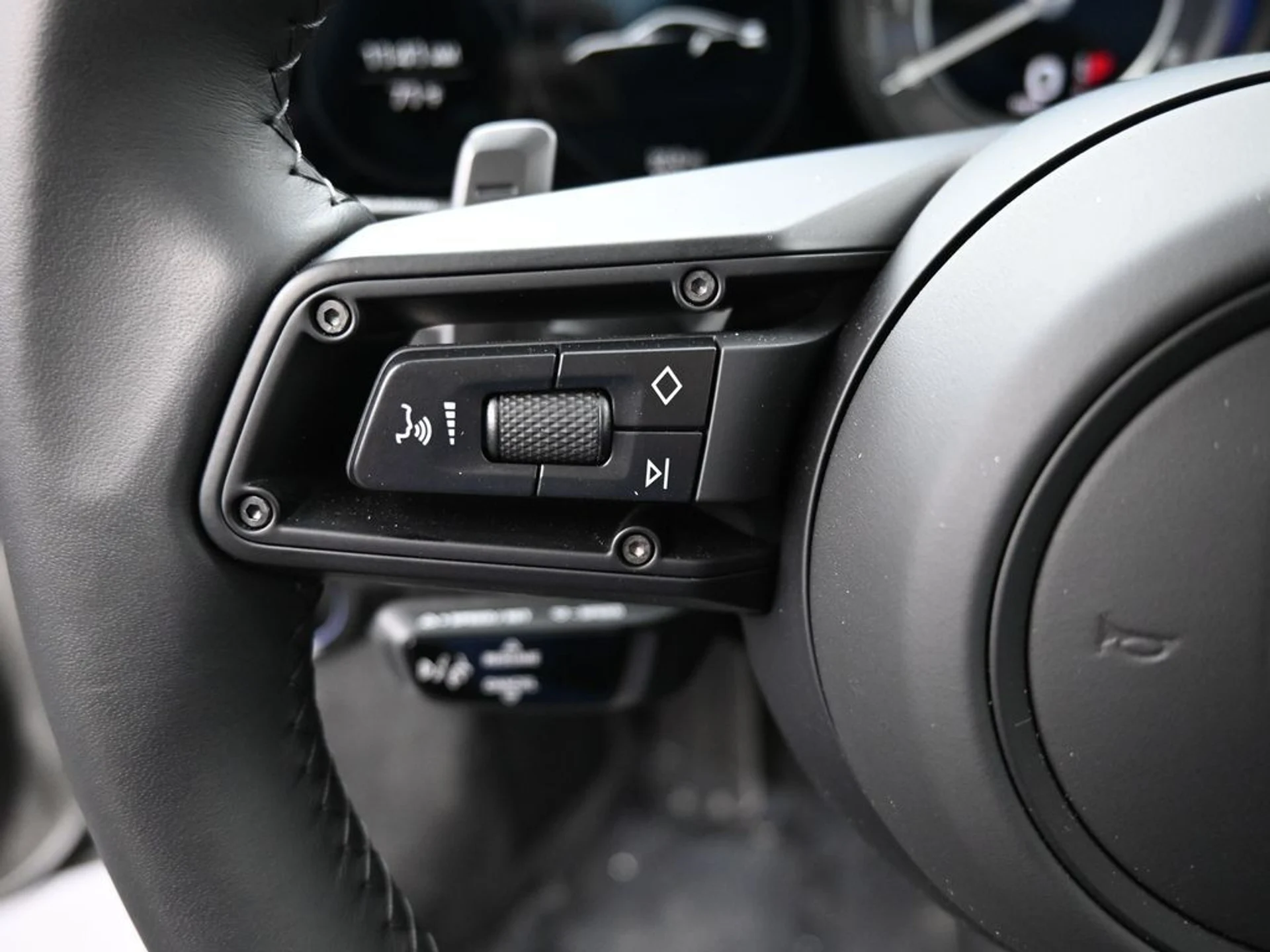 mph011_1691961362_7f16681e524887cac6e1037b2562f34e_10f2b23ea5