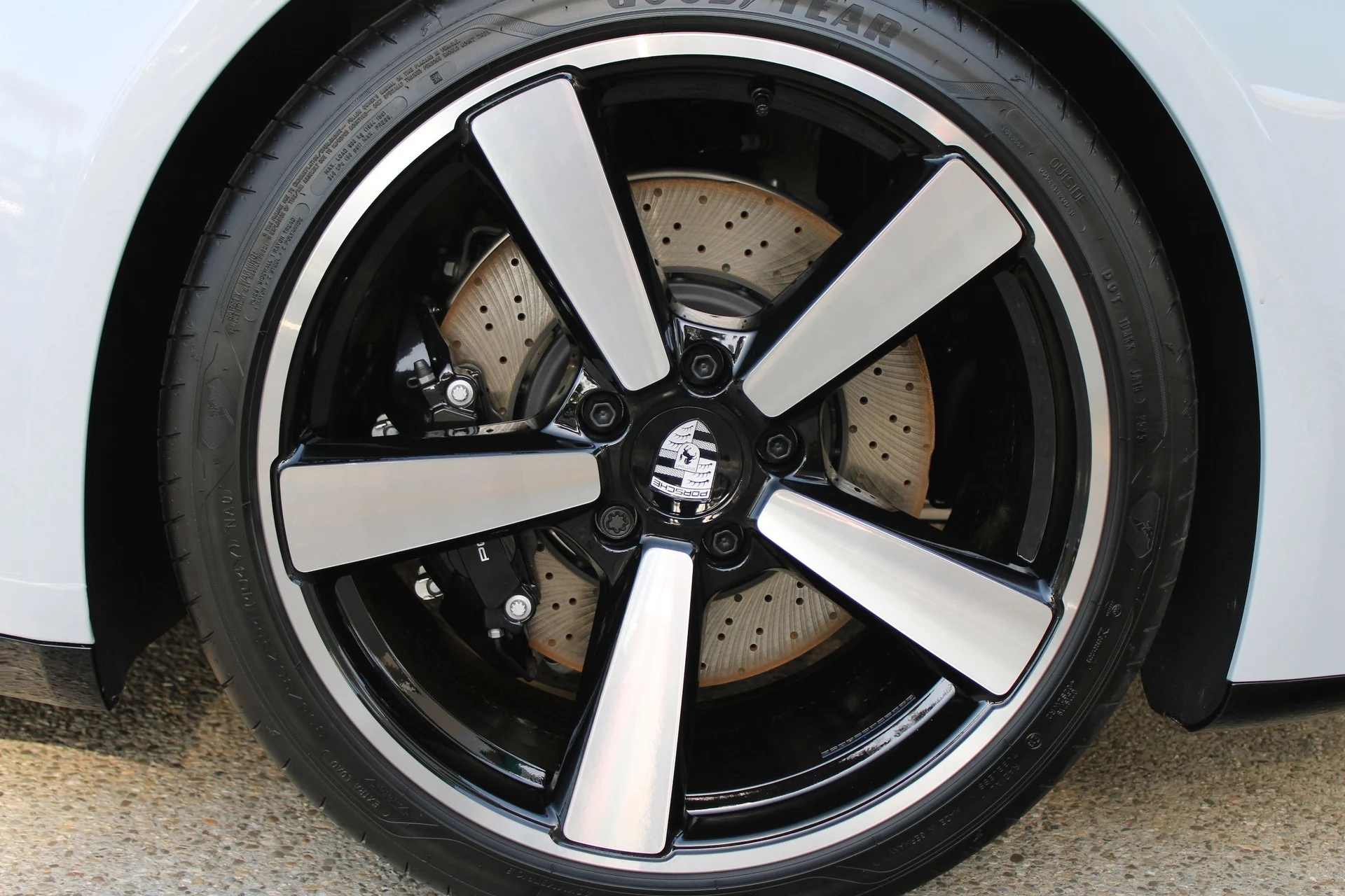 mph011_1692088118_41a9f06144b92efd05f7b5675e0b7470x_97340fe618