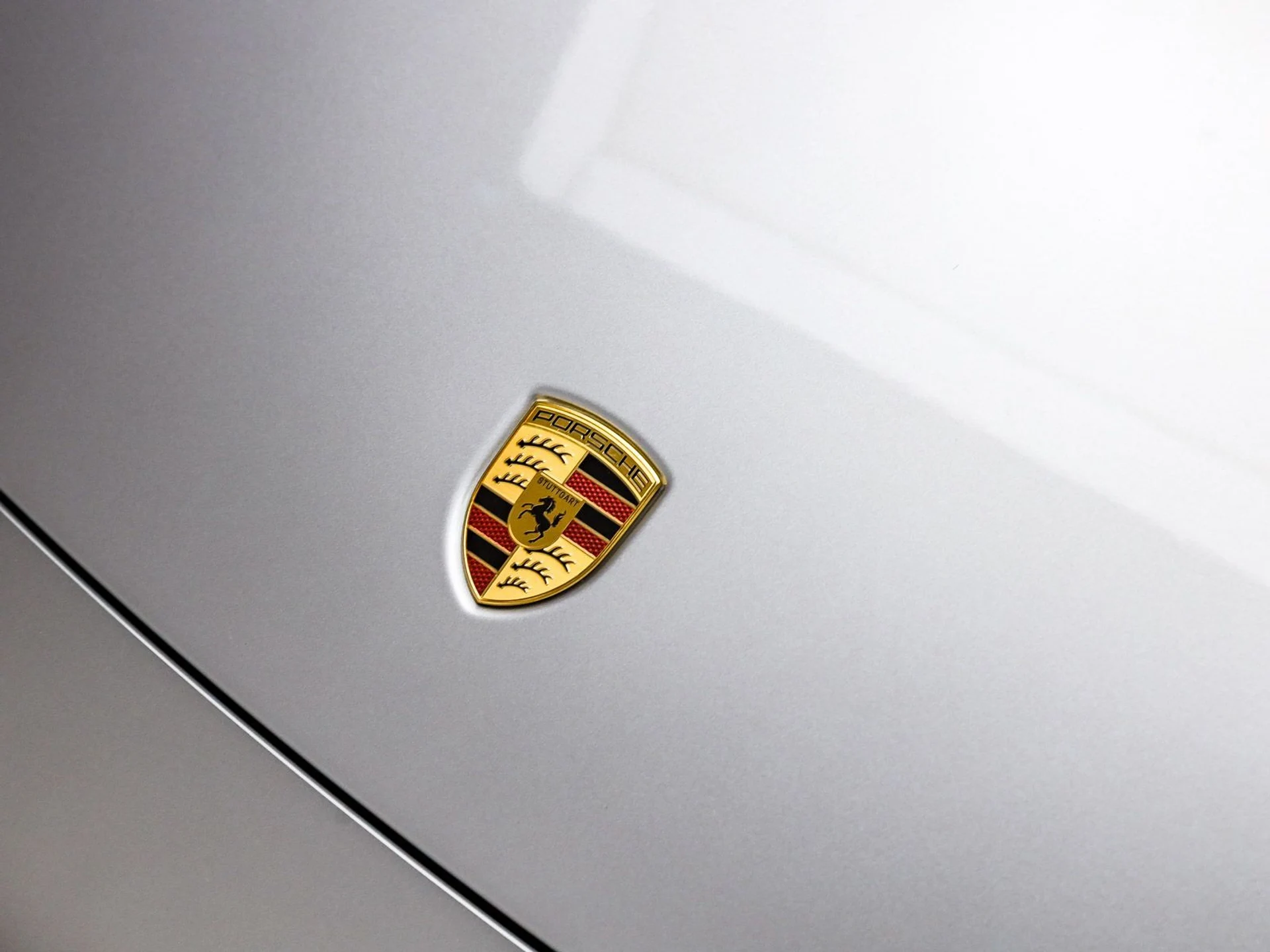 mph011_169641388_f76f541e6c2c1c6cda6b370fa7ceb47ex_17e9d7bec7