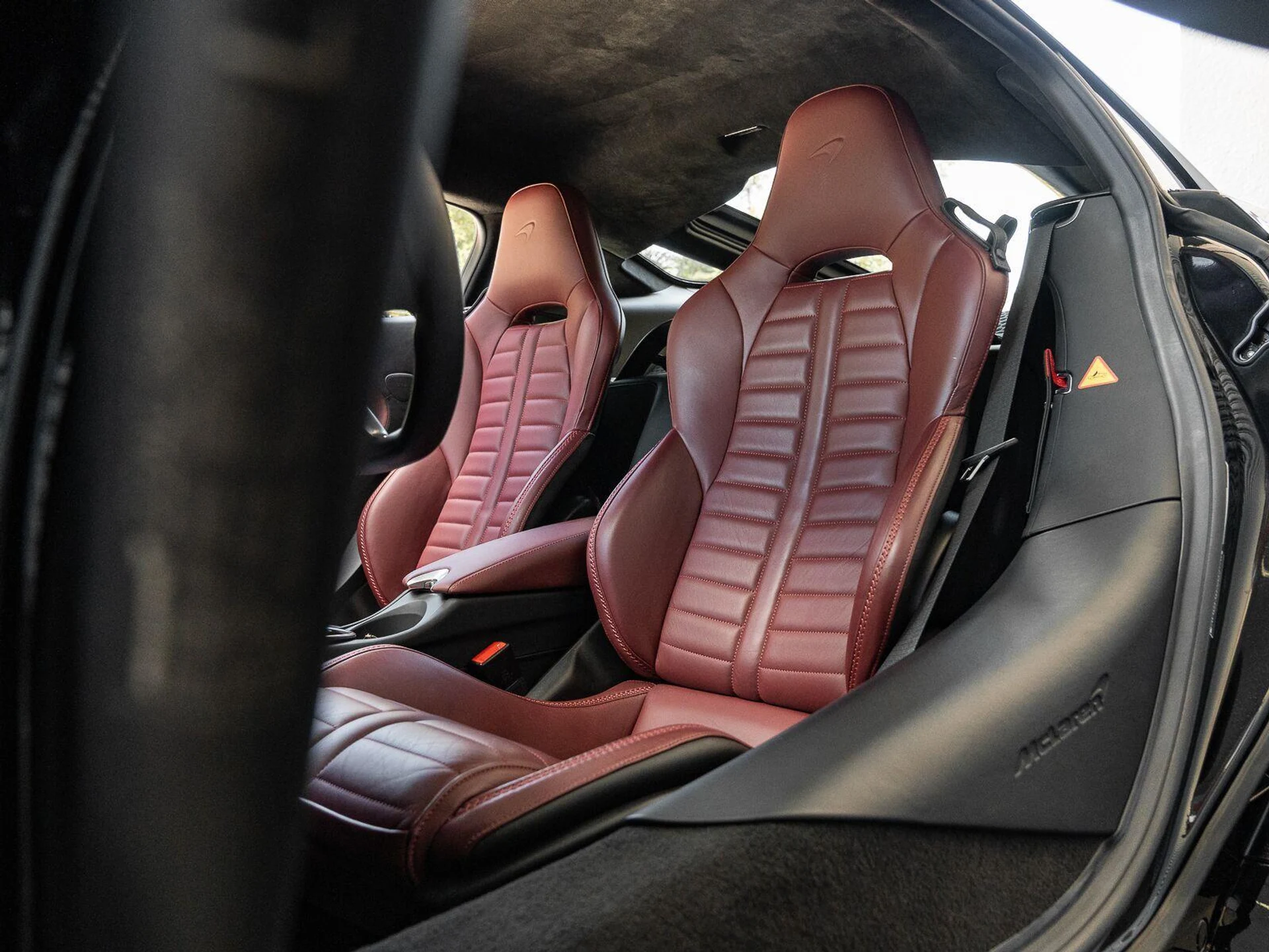 mph011_1701636767_Used_2025_Mc_Laren_GTS_Performance_1784923319_6ace3fc776