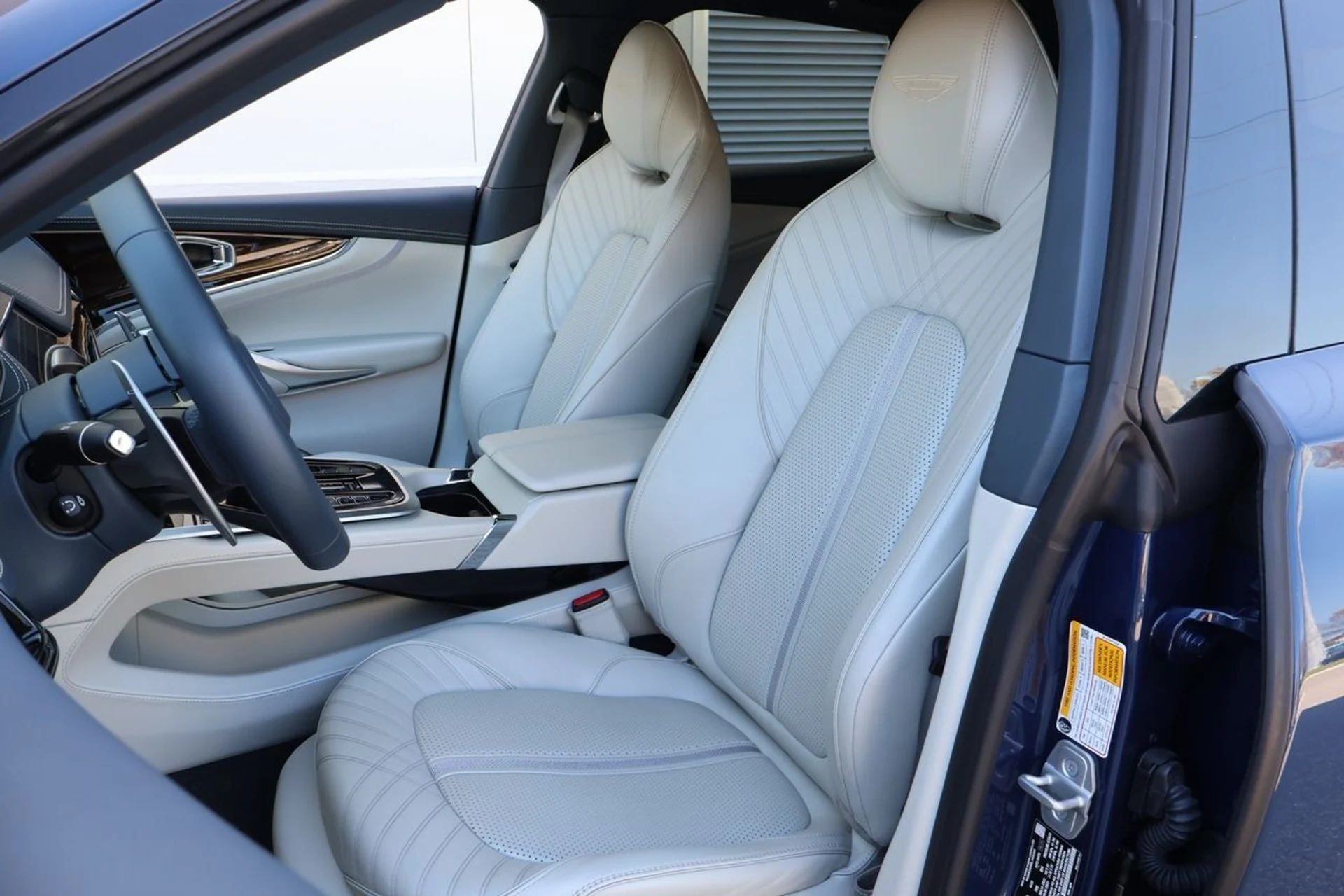 mph011_1703380796_12_2881918d8b