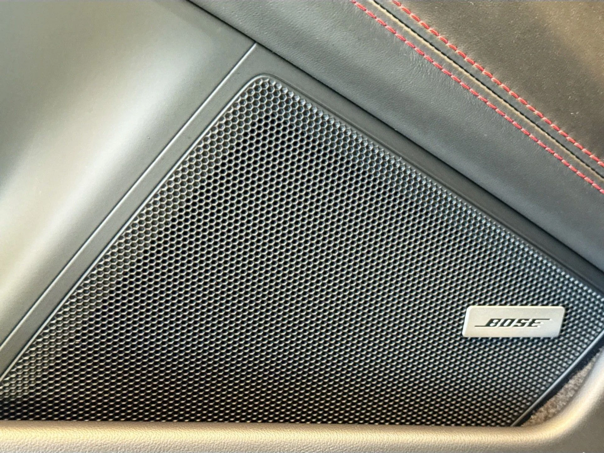 mph011_1703780728_155a2af1d4f5ec59b7468feb0eea4ac6_d4131c16ef