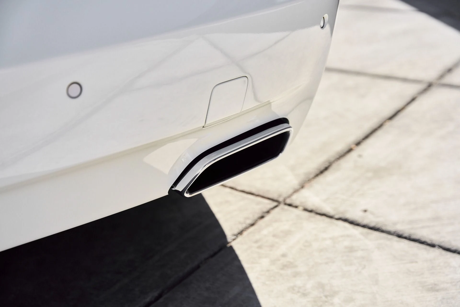 mph011_1708284569_Used_2022_Rolls_Royce_Ghost_Base_1772765963_8a30cdff49