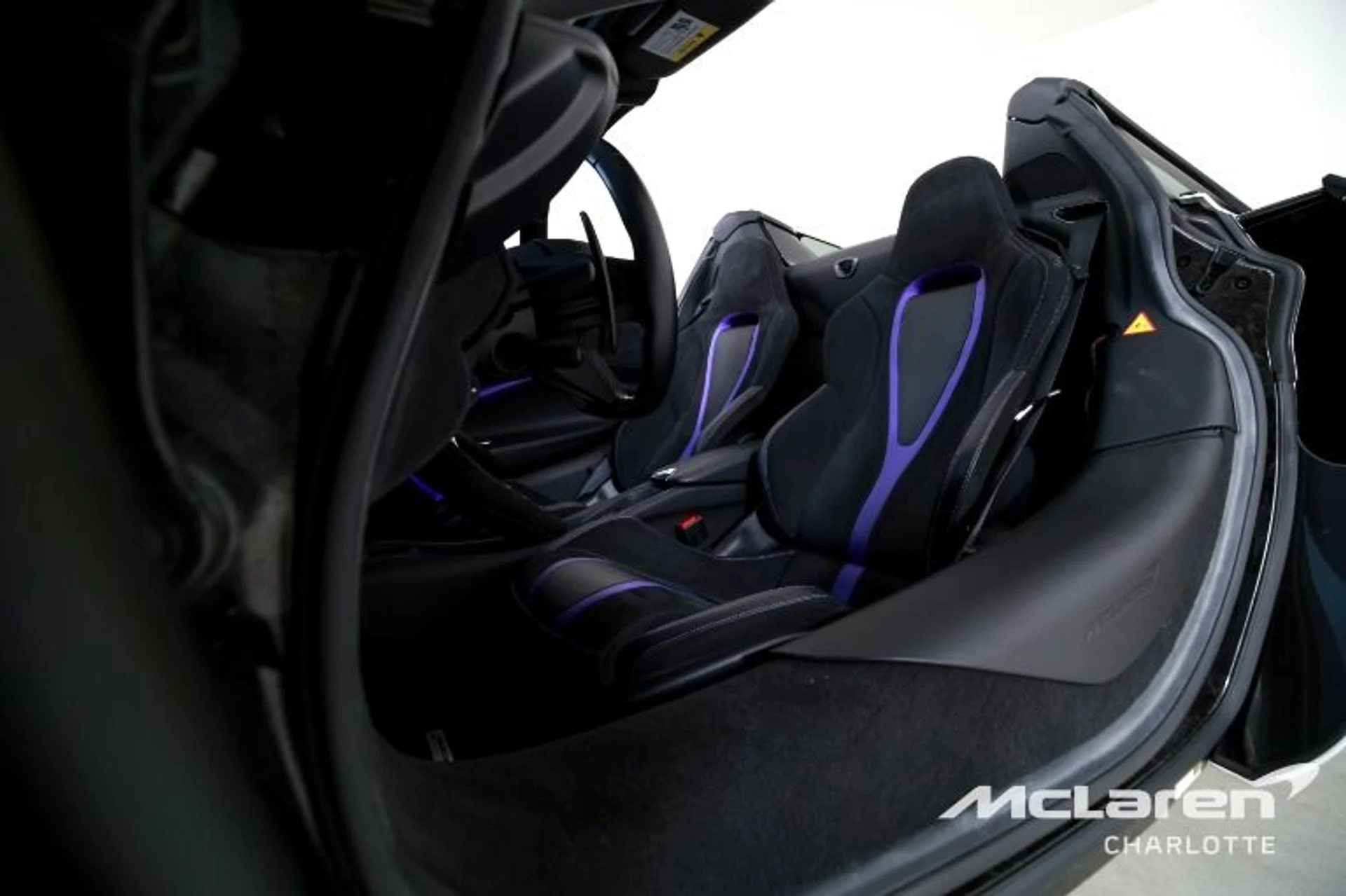 mph011_1708608161_Used_2022_MCLAREN_720_S_SPIDER_PERFORMANCE_4db8adcc5d