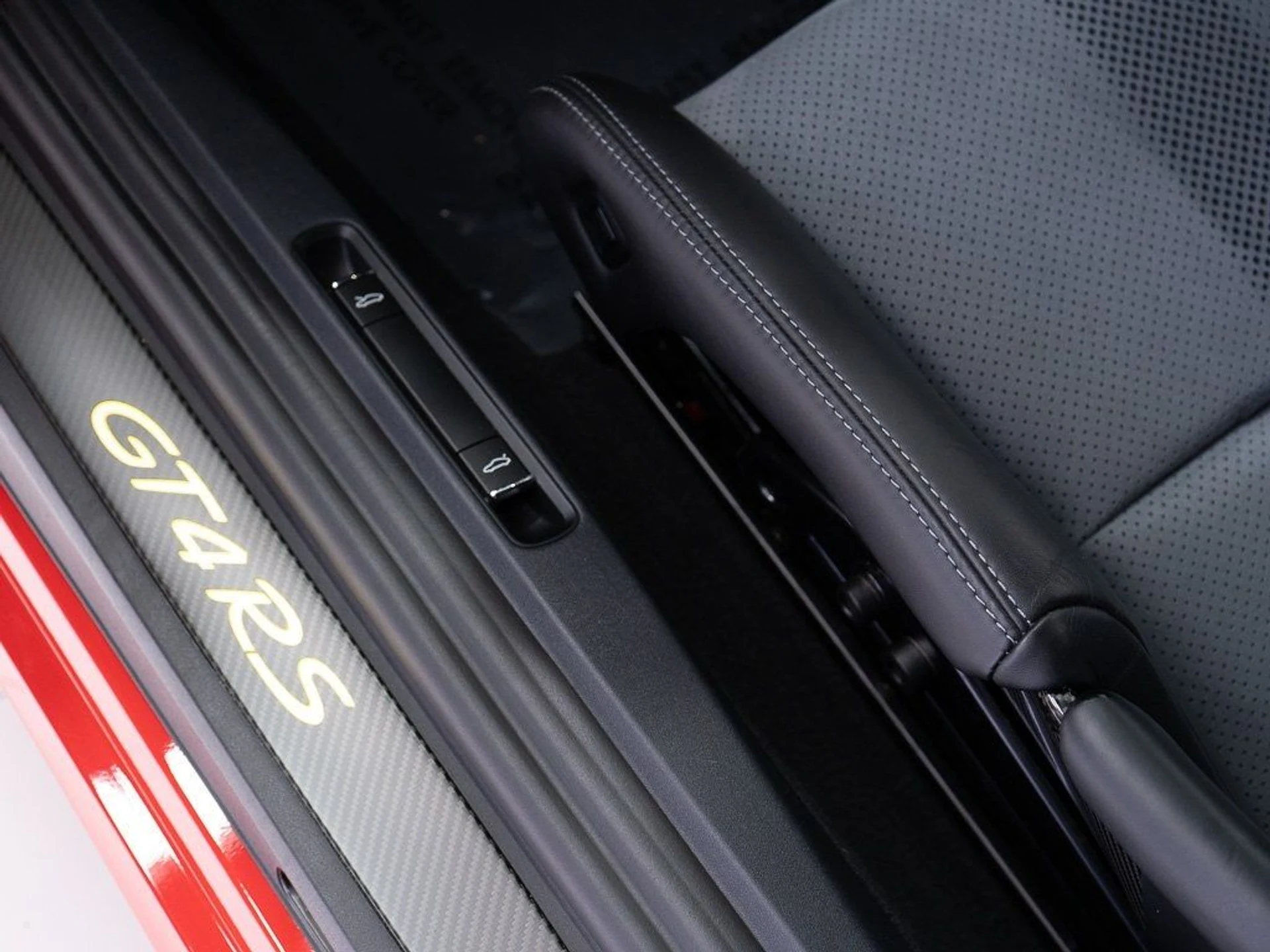 mph011_1711172828_6bbe87e402305bd2746253f68ebfc6a3_92c94e824e