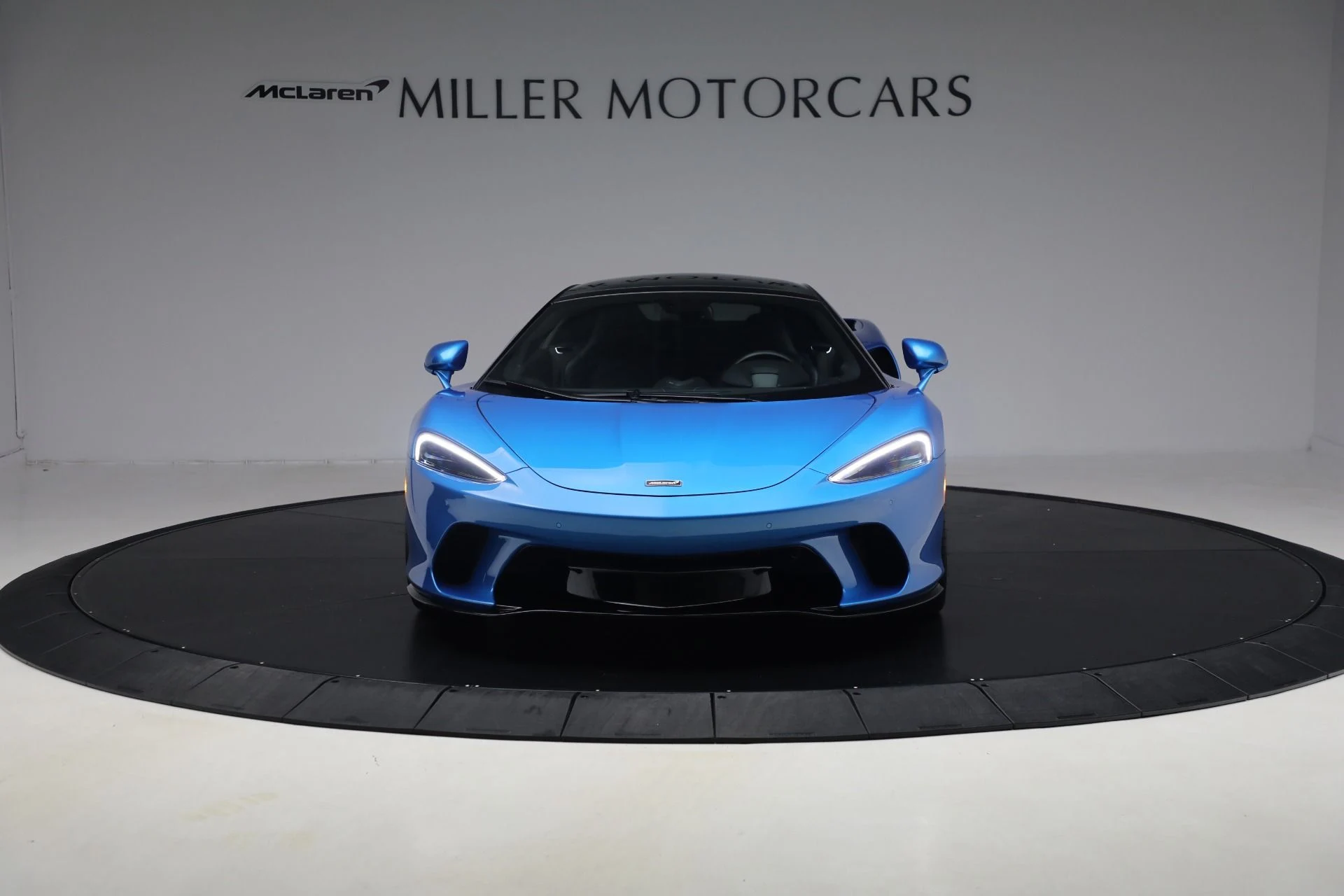 mph011_1711618621_Used_2021_Mc_Laren_GT_Luxe_210bc565b6