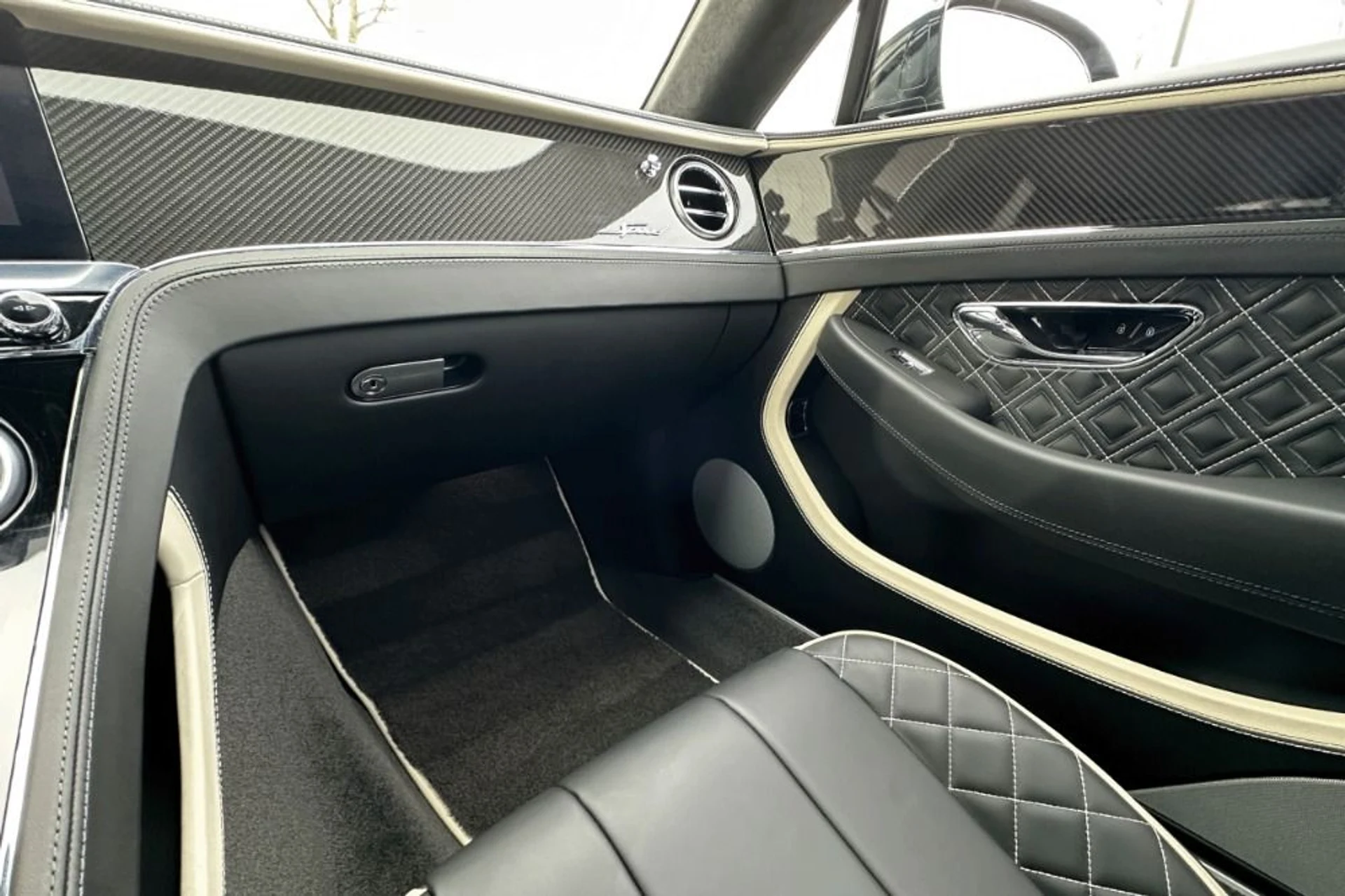 mph011_1719454766_Used_2022_Bentley_Continental_GT_Speed_1767012050_35fec6f149