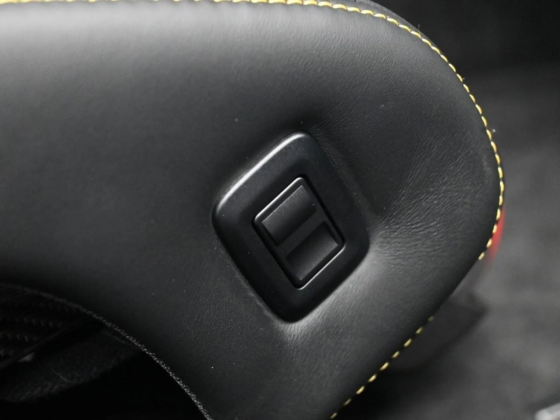 mph011_1732265483_e43a66f7460b346b9a9e809f5ebf0b2cx_e6e8bb6fff