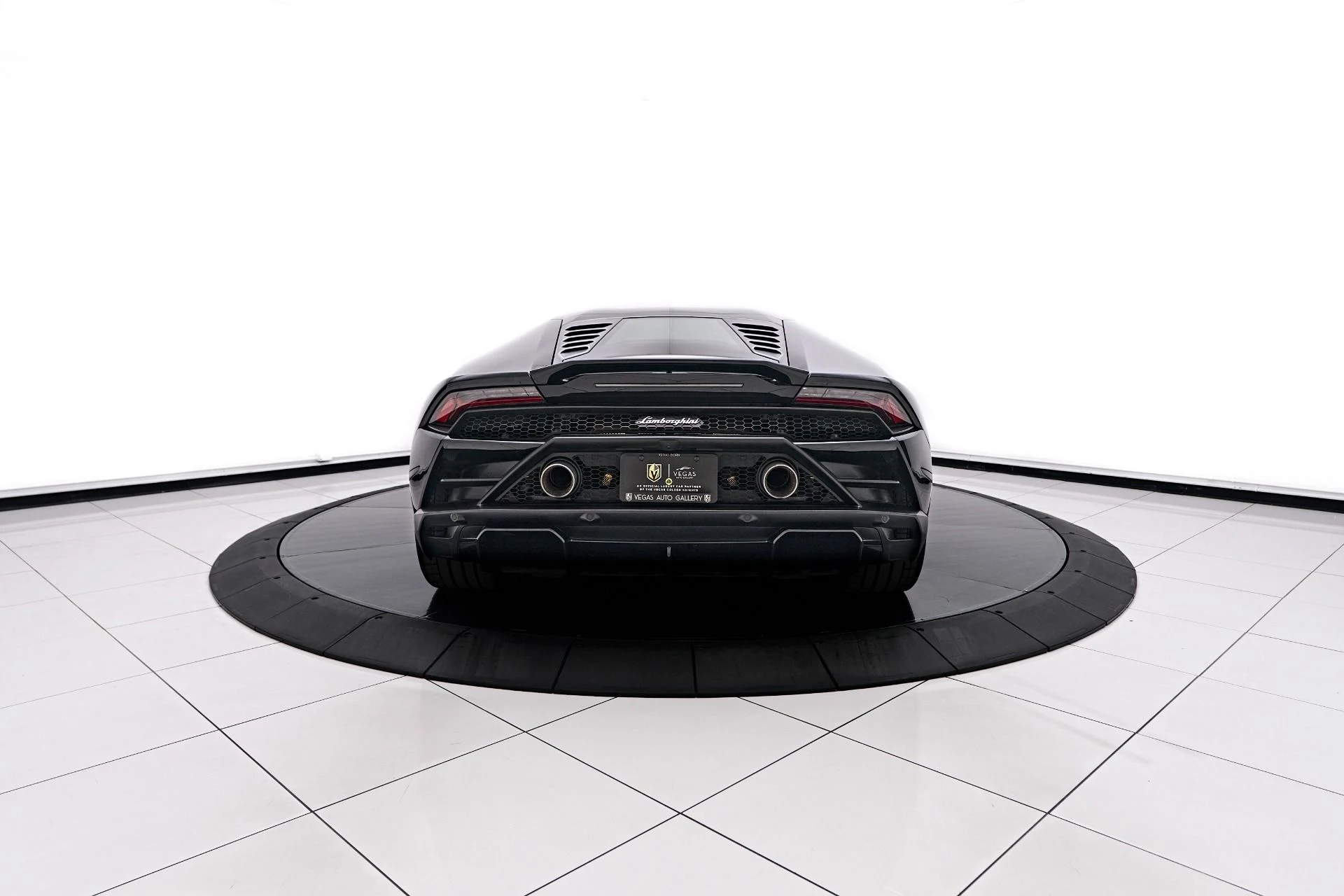 mph011_1738951502_Used_2022_Lamborghini_Huracan_EVO_Base_1752781637_0c86d5f80c
