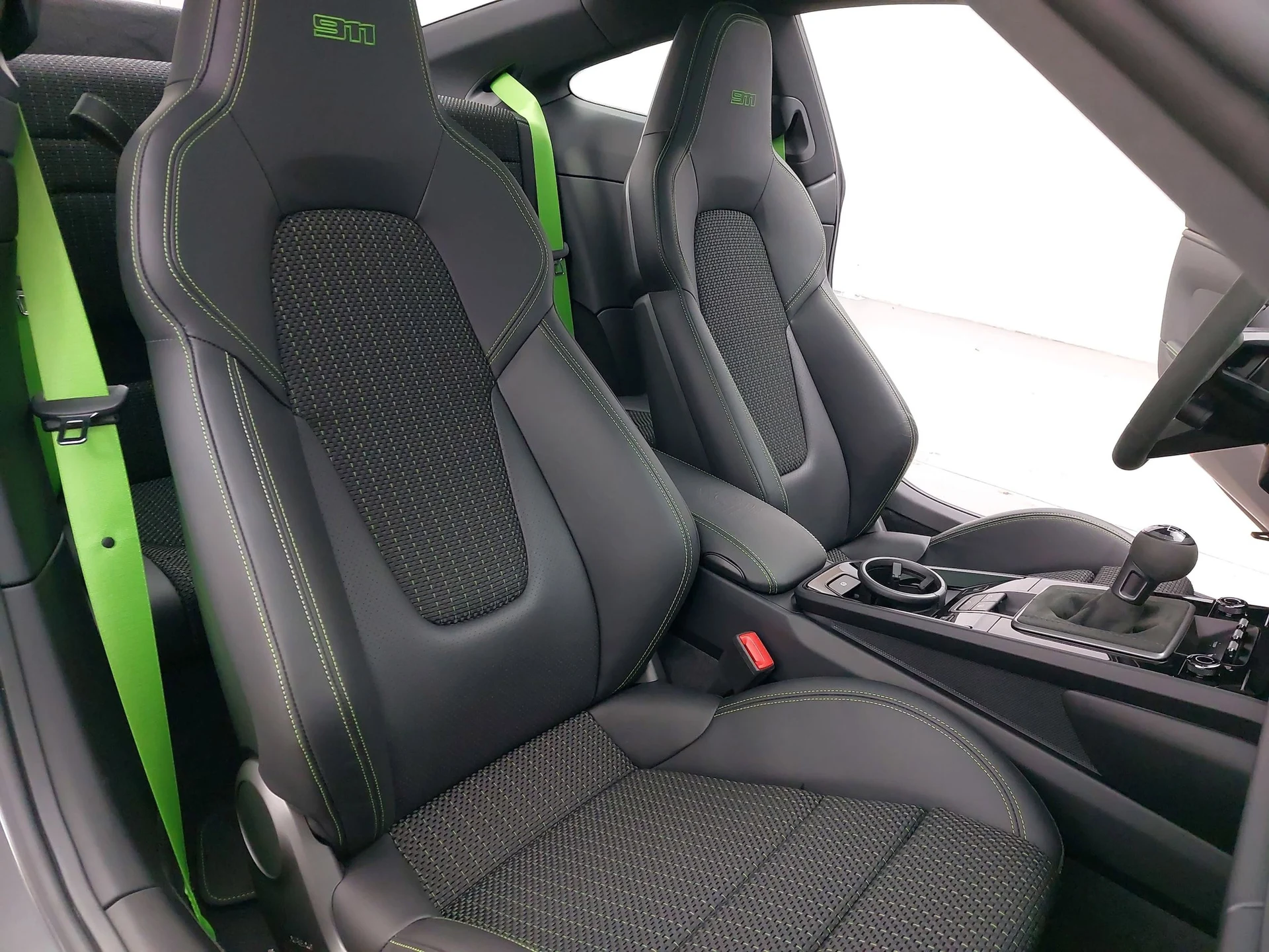 mph011_1762708381_88e78184f58c8d7b46243295f4a9fd54x_d69928d811