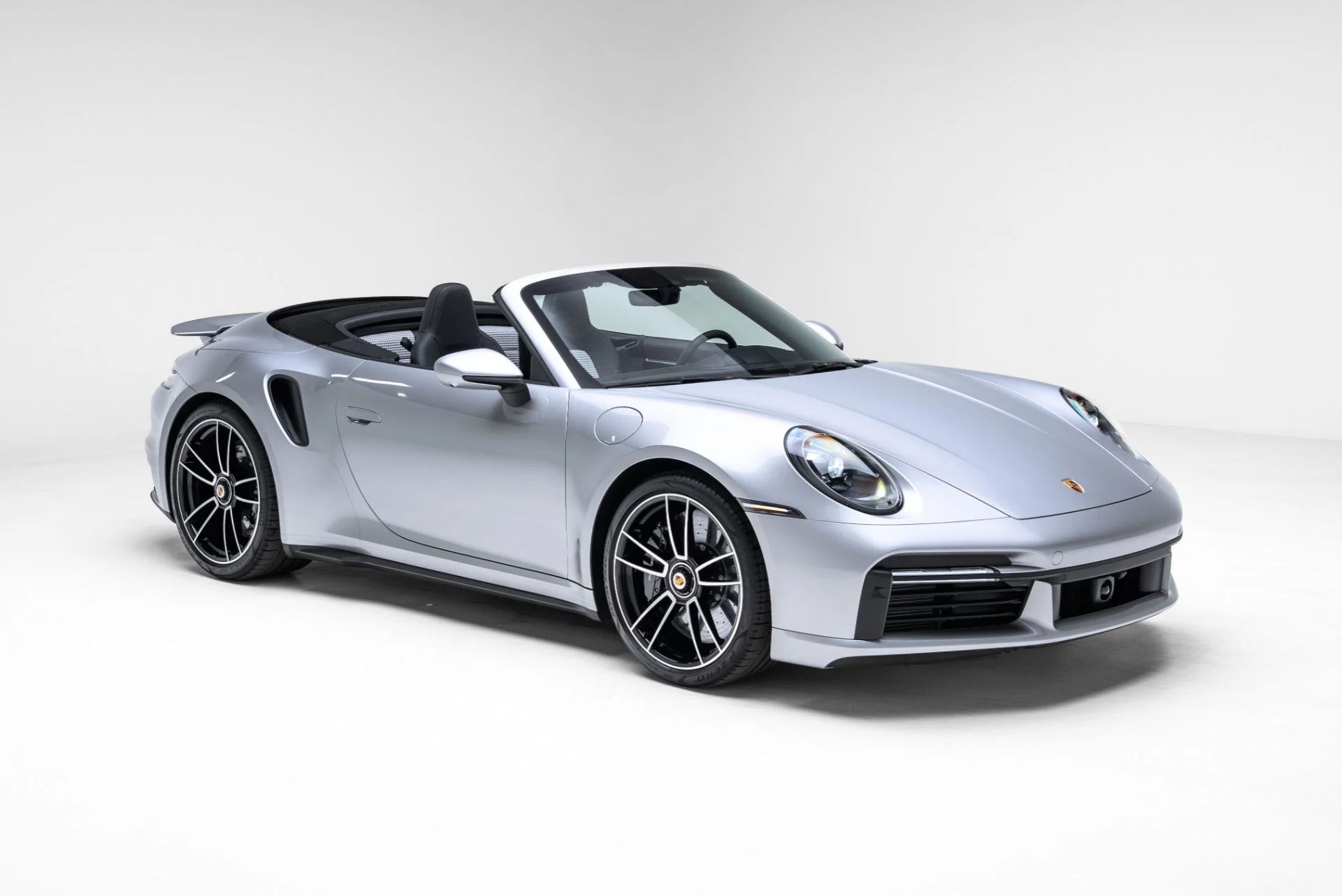 mph011_1777180401_Used_2025_Porsche_911_Turbo_S_1772494220_47933cfdb5