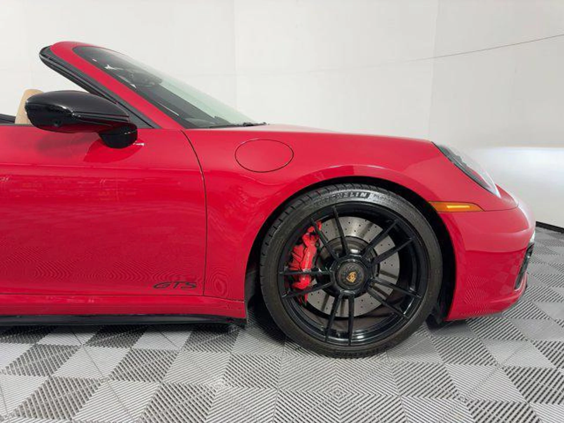 mph011_1778171426_VFK_2ci_T_Ek_Zc_OC_Yd5nfapzqg_ZA_40_0407b8eefd