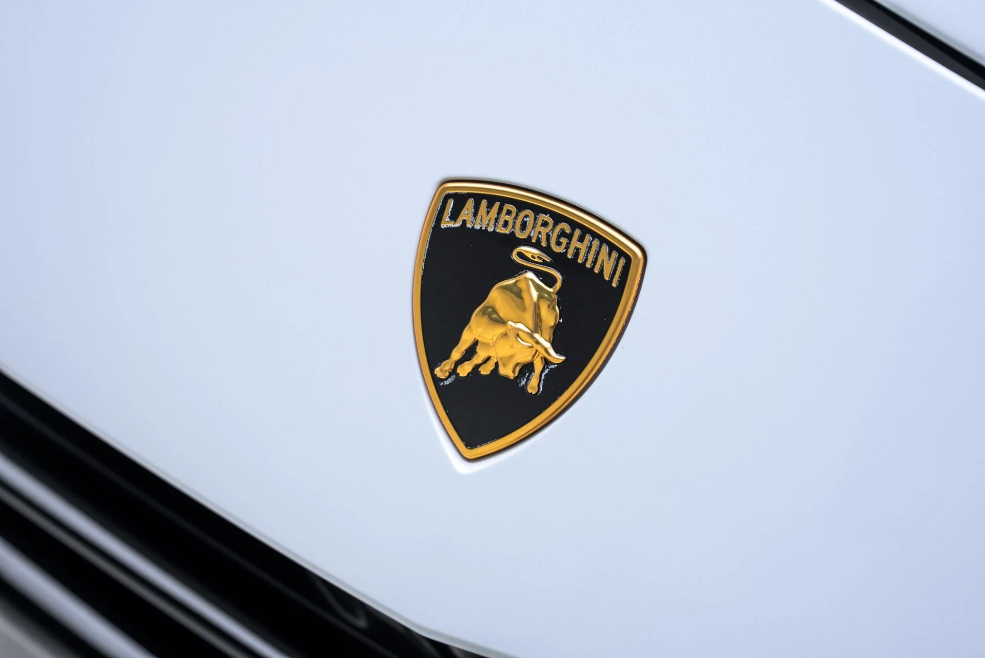 mph011_1784199696_Used_2024_Lamborghini_Urus_S_1774974370_8357db4163