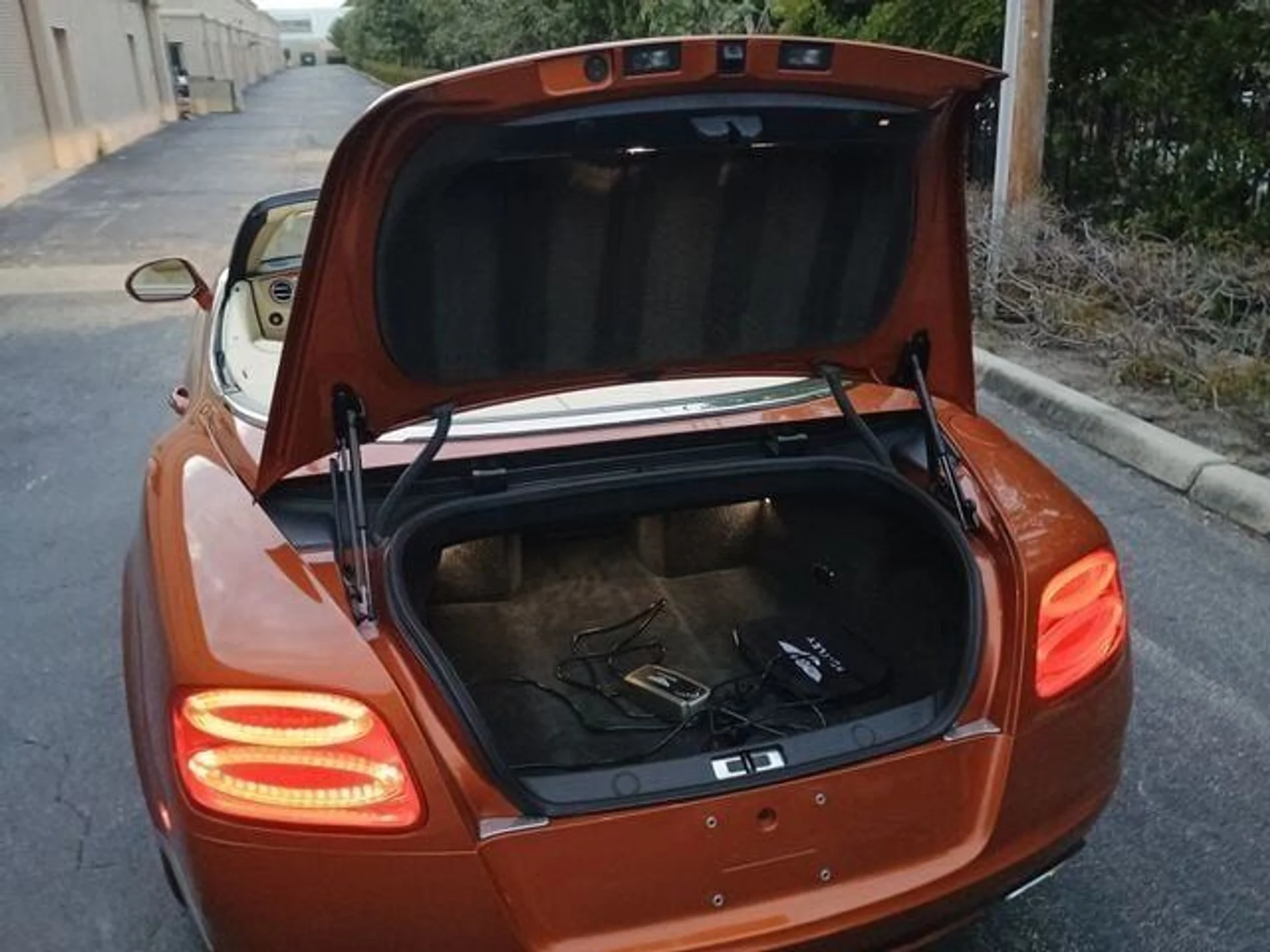 mph011_1796677029_07e6312bb7_640_b804cfd1d9