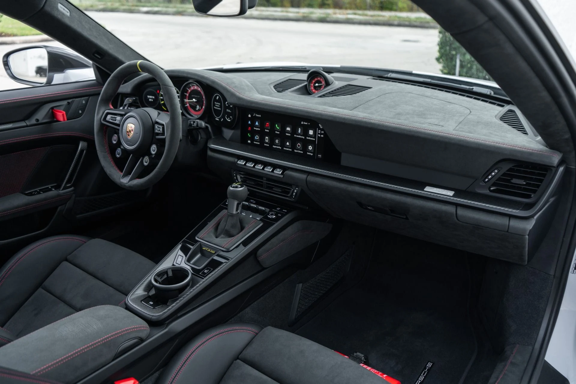 mph011_1798592071_Used_2025_Porsche_911_GT_3_RS_1792181578_060efdc14d