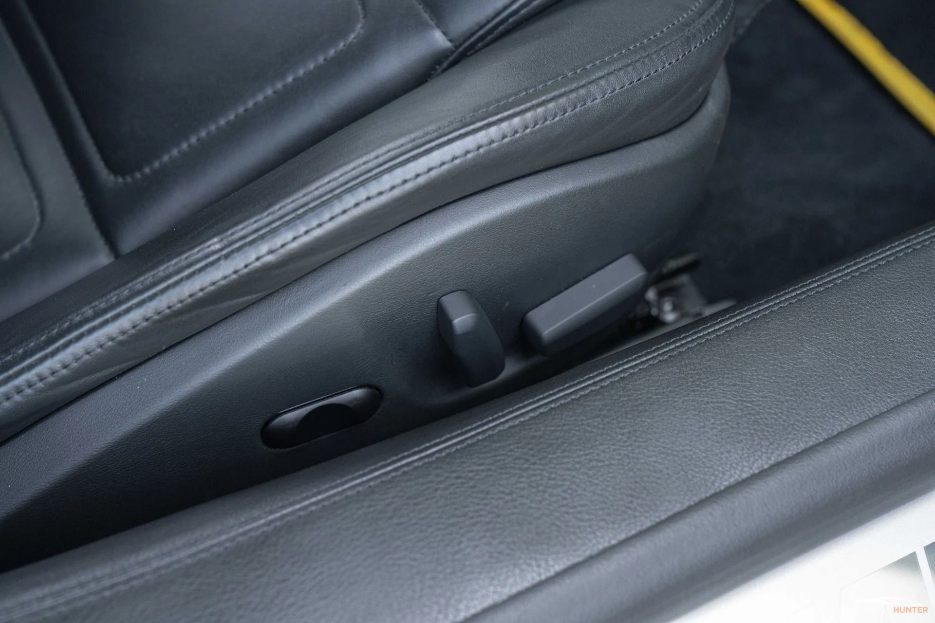 mph011_1801056258_Used_2010_Lamborghini_Gallardo_LP_560_4_in_Grigio_Telasso_w_Carbon_Ceramic_Brakes_1762876983_3546cf034f